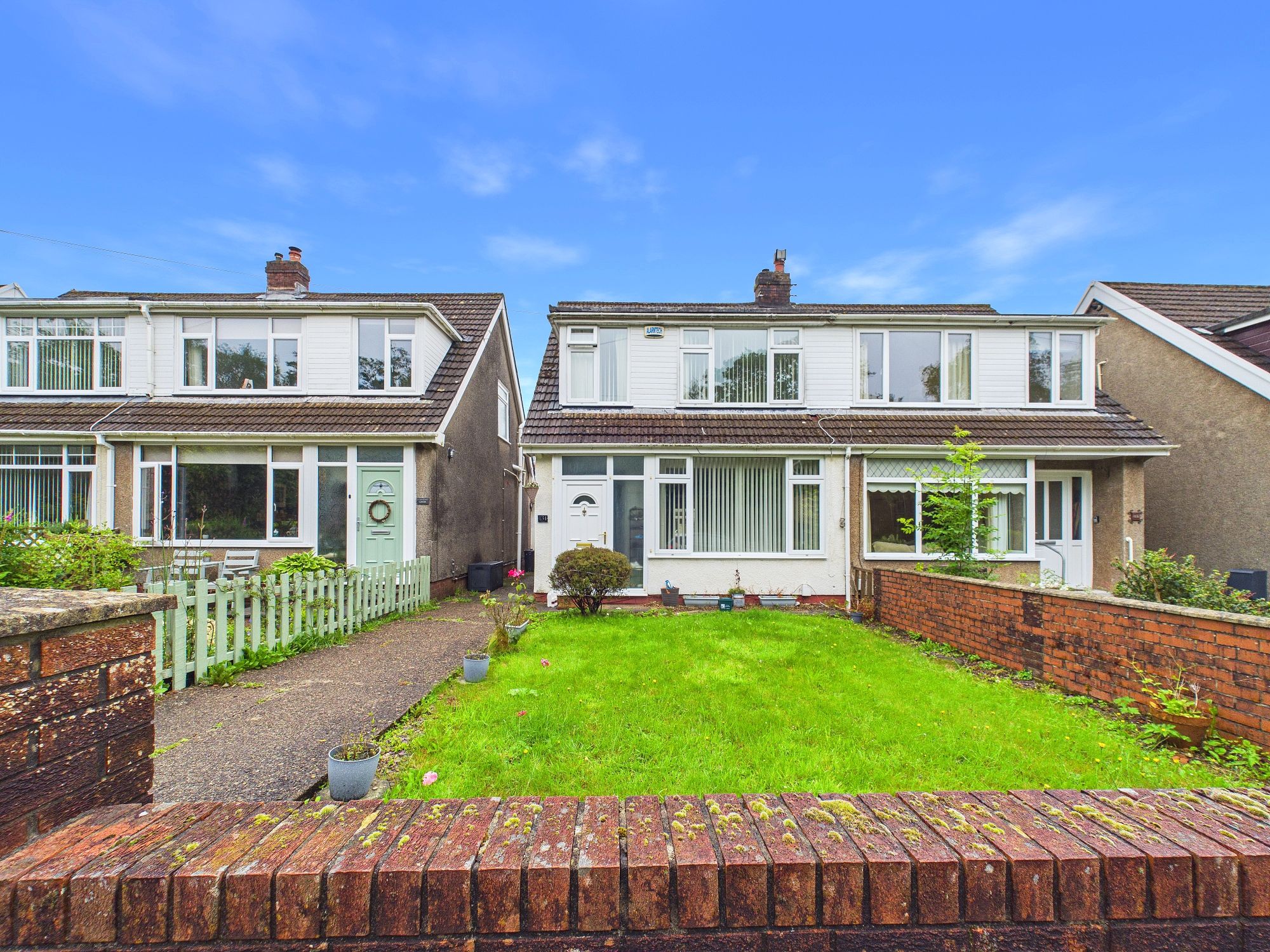 Woodcote, Killay, SA2
