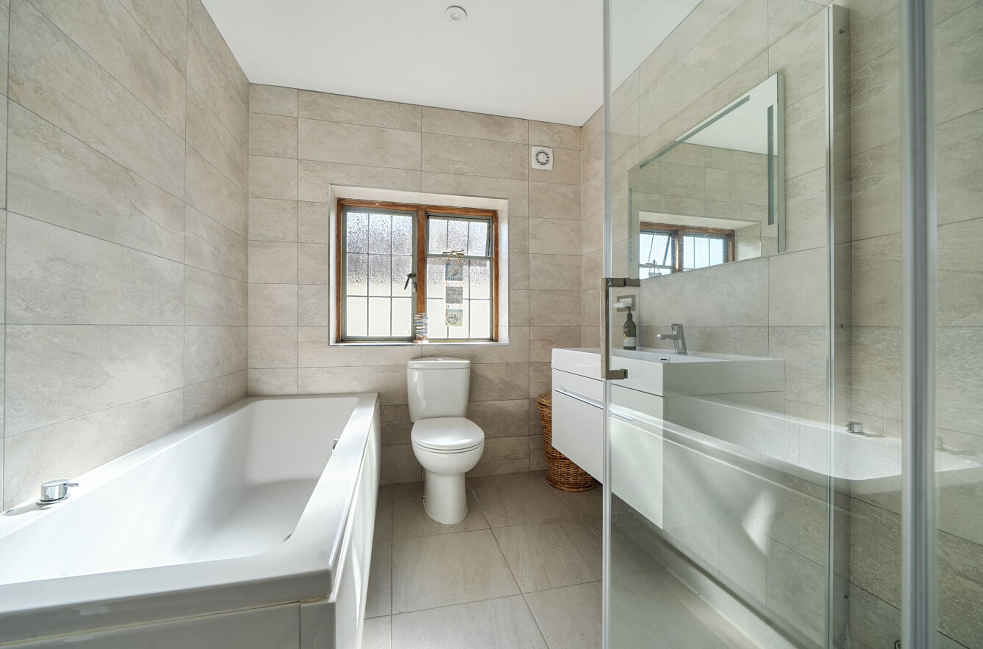Ballsdown, Chiddingfold, GU8 images