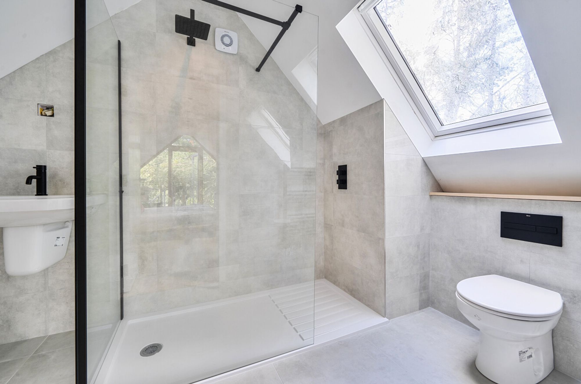 Ballsdown, Chiddingfold, GU8 images