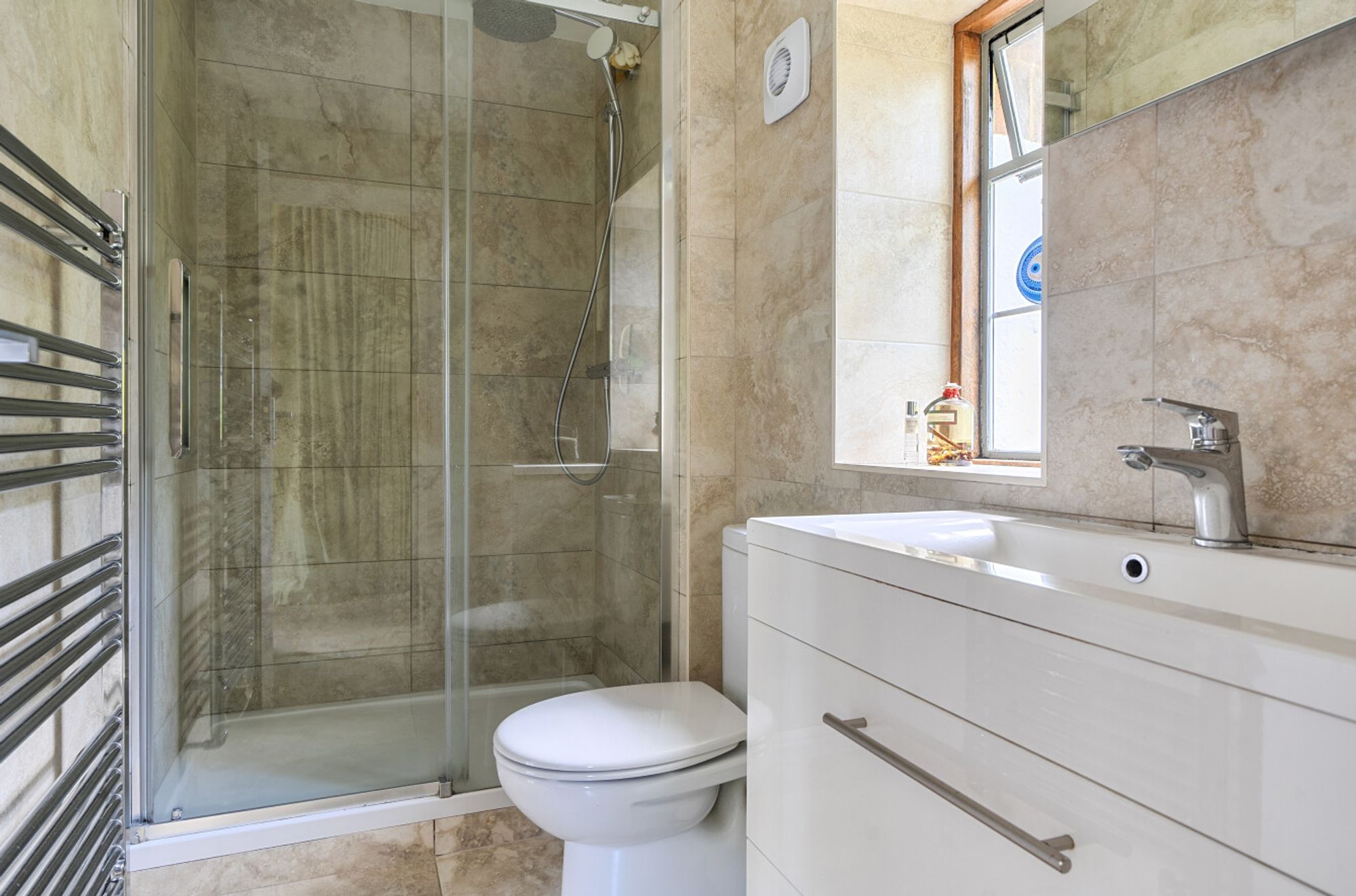 Ballsdown, Chiddingfold, GU8 images