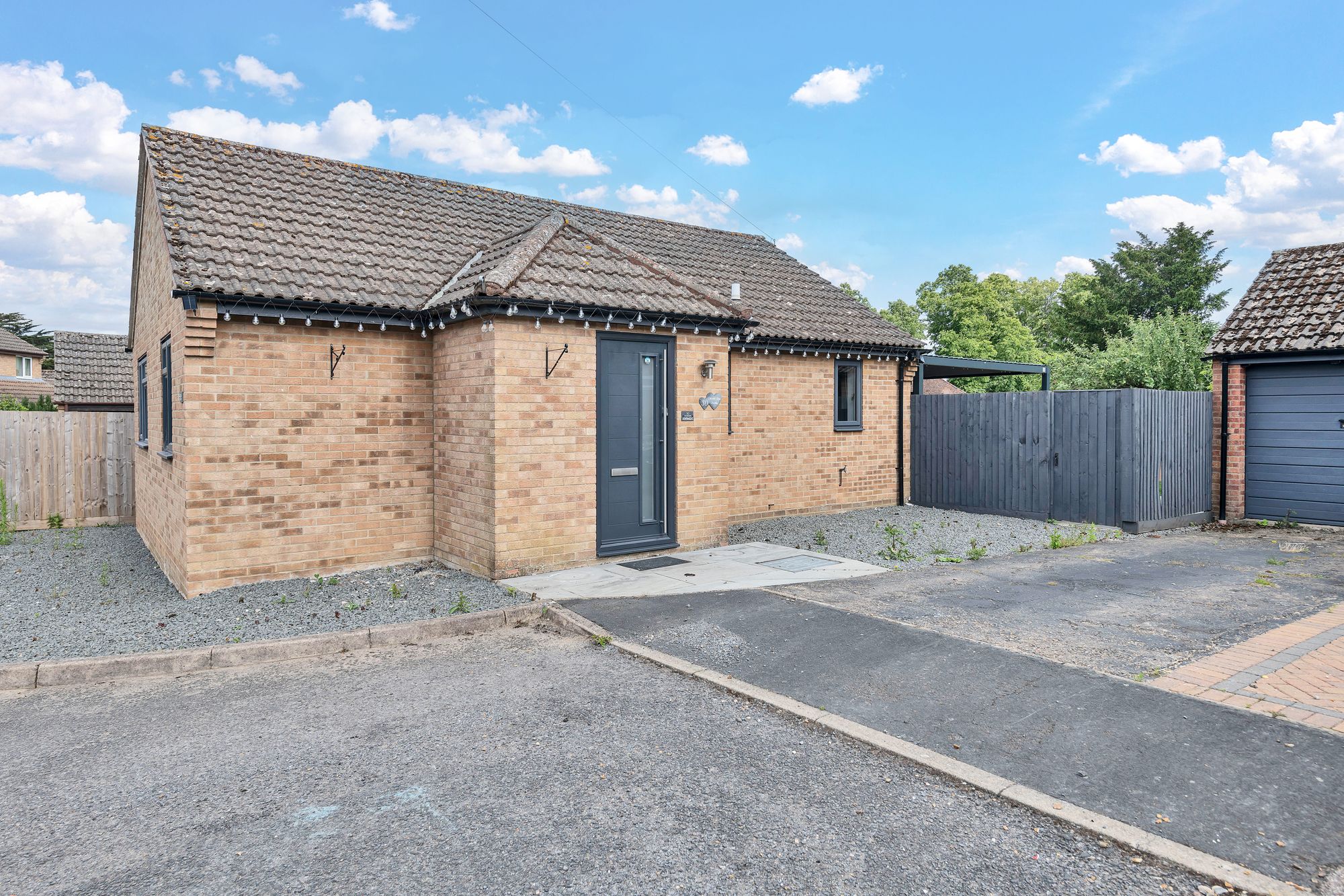 Icknield Close, Cheveley, CB8