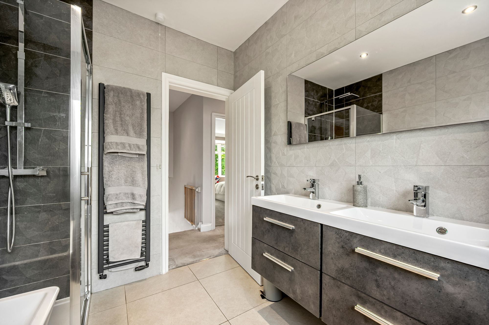 Grantham Avenue, Walton, WA4