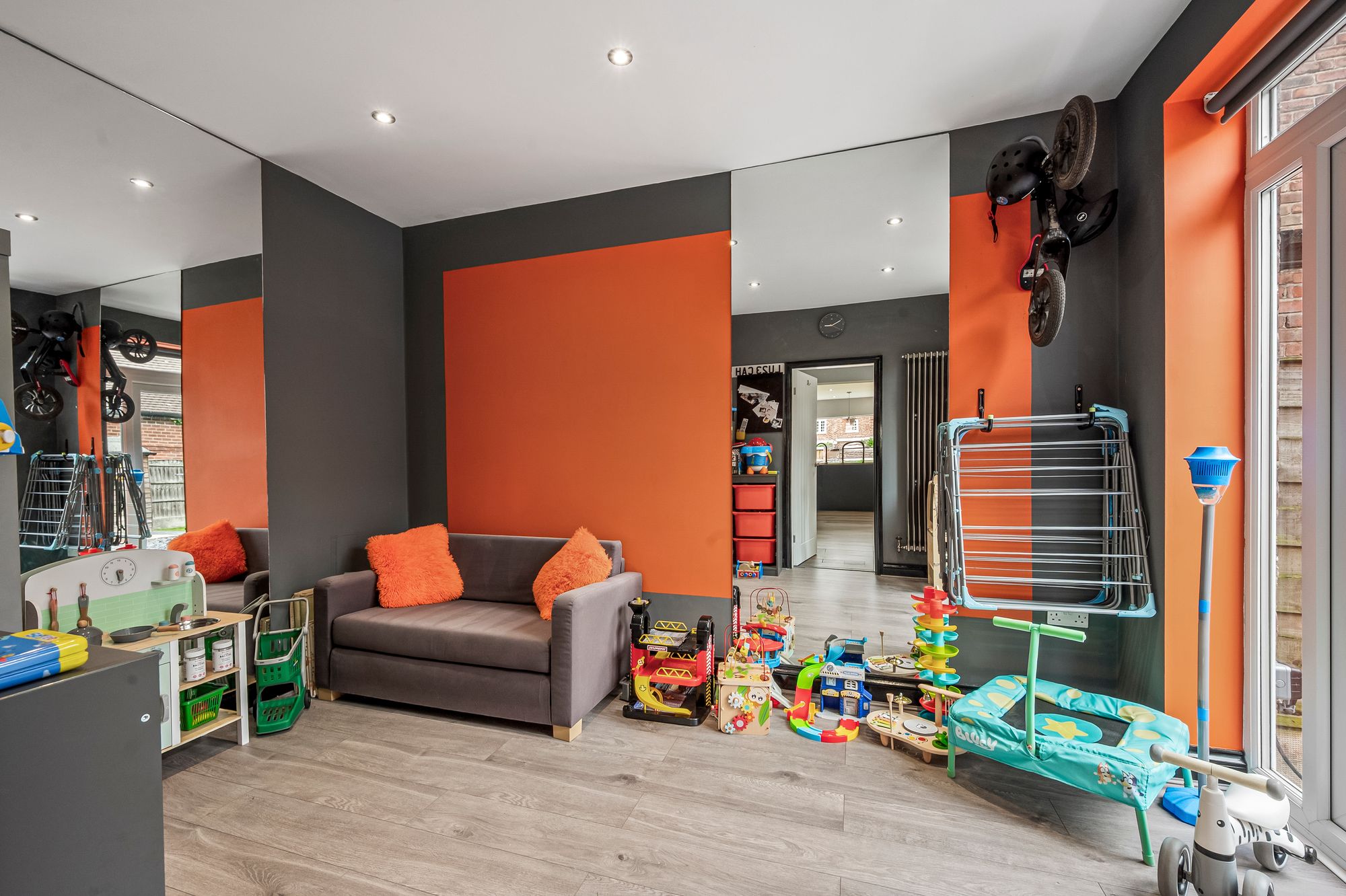 Grantham Avenue, Walton, WA4