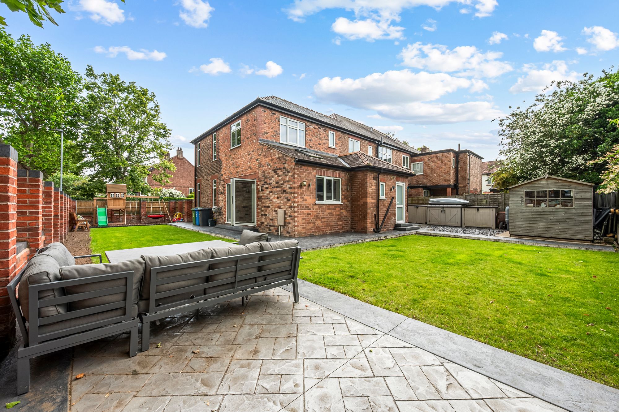 Grantham Avenue, Walton, WA4