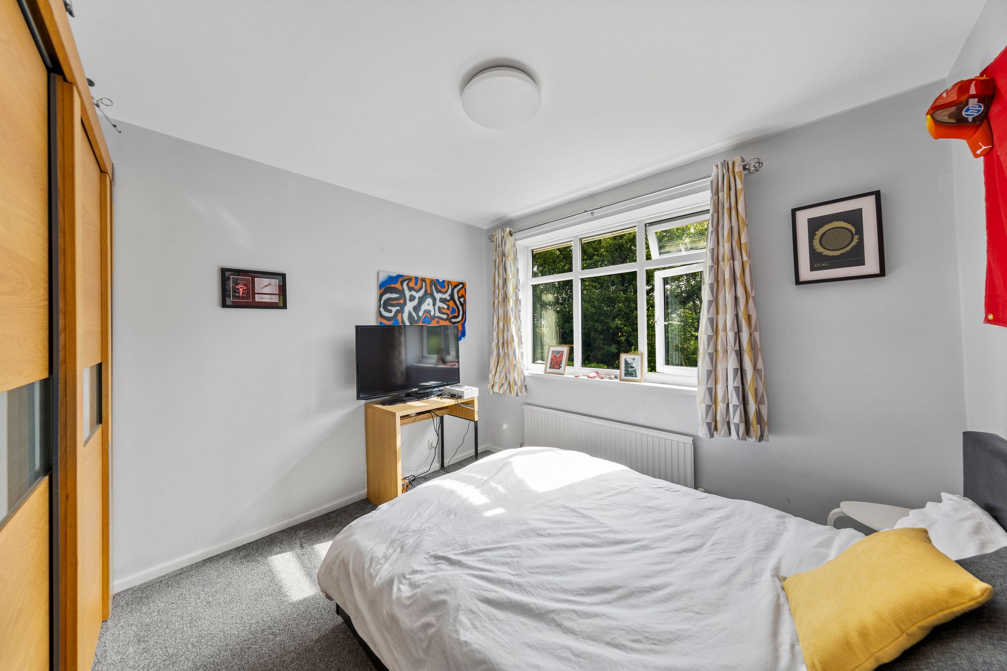 Churchfields, Croft, WA3