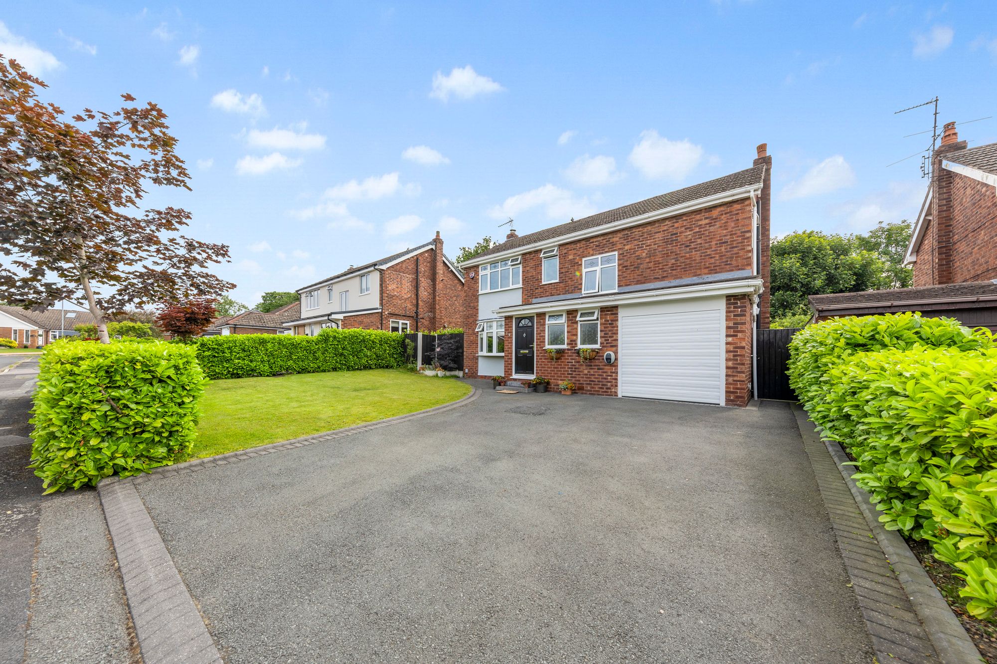 Churchfields, Croft, WA3