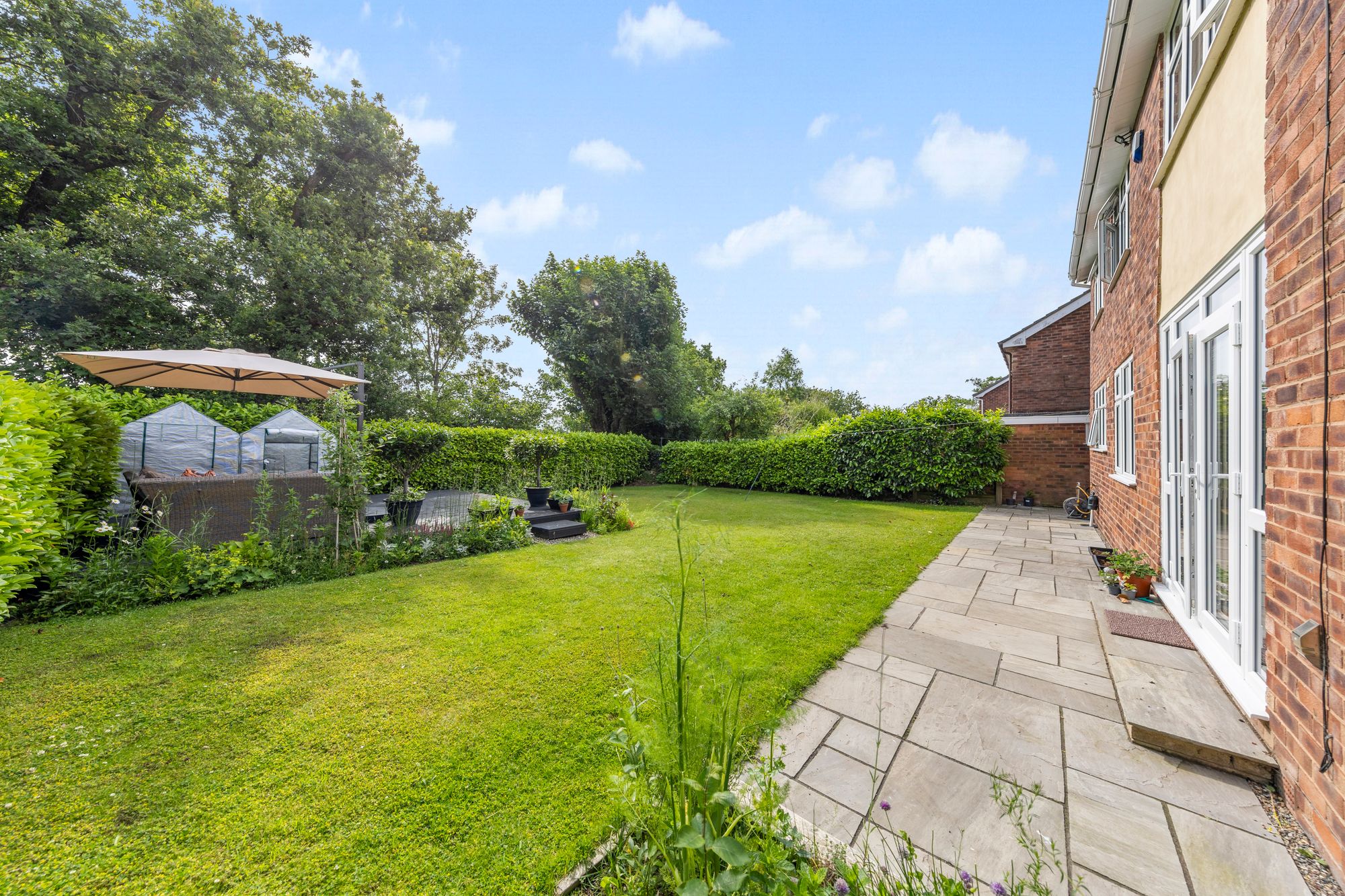 Churchfields, Croft, WA3