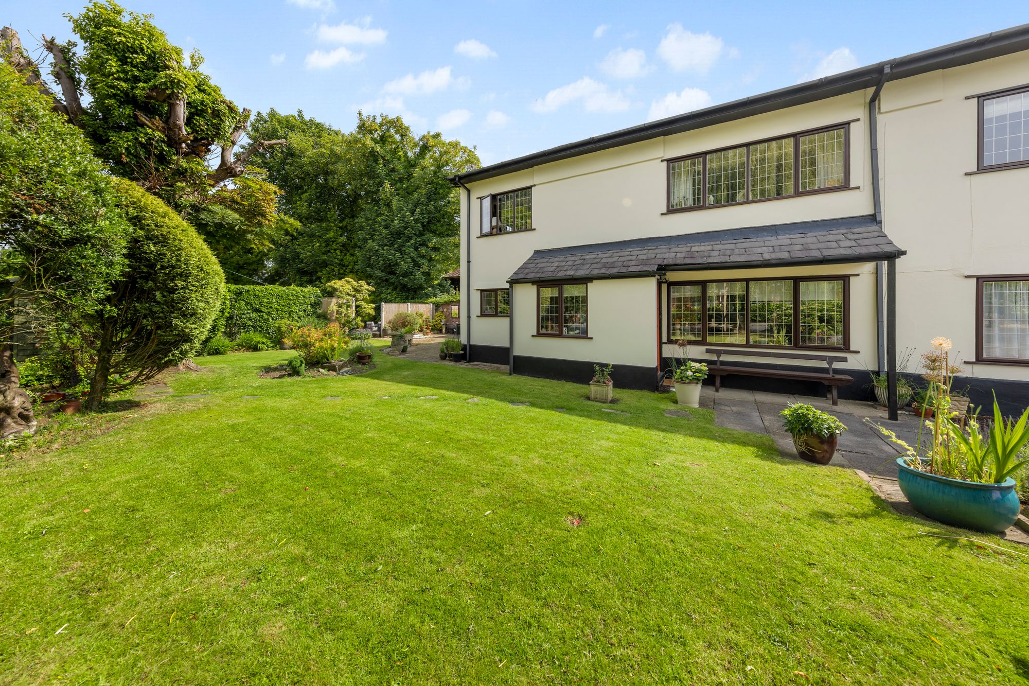 Lowton Gardens, Lowton, WA3