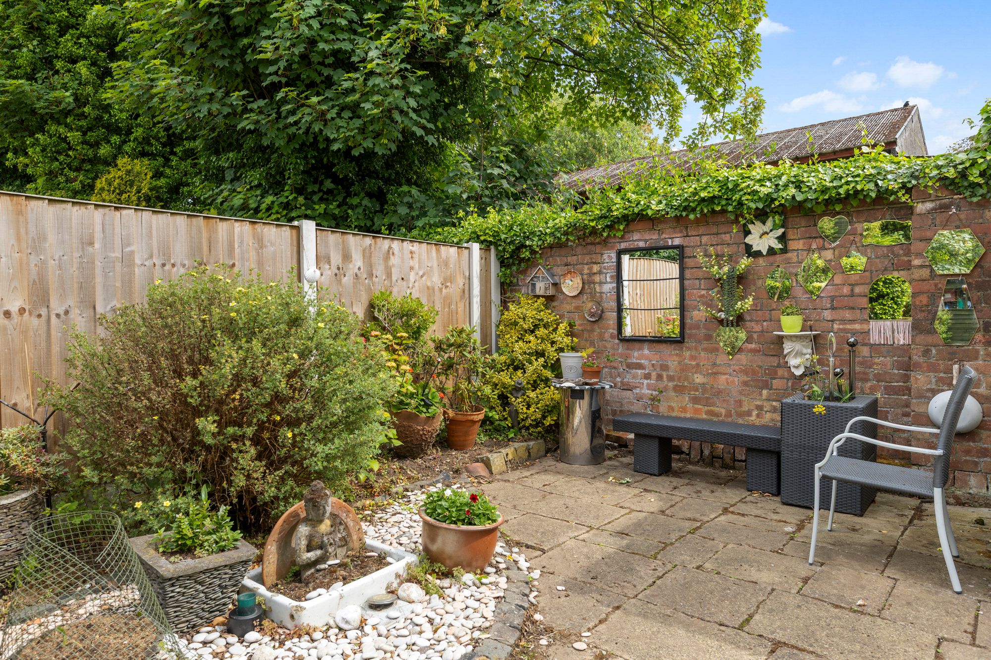 Lowton Gardens, Lowton, WA3