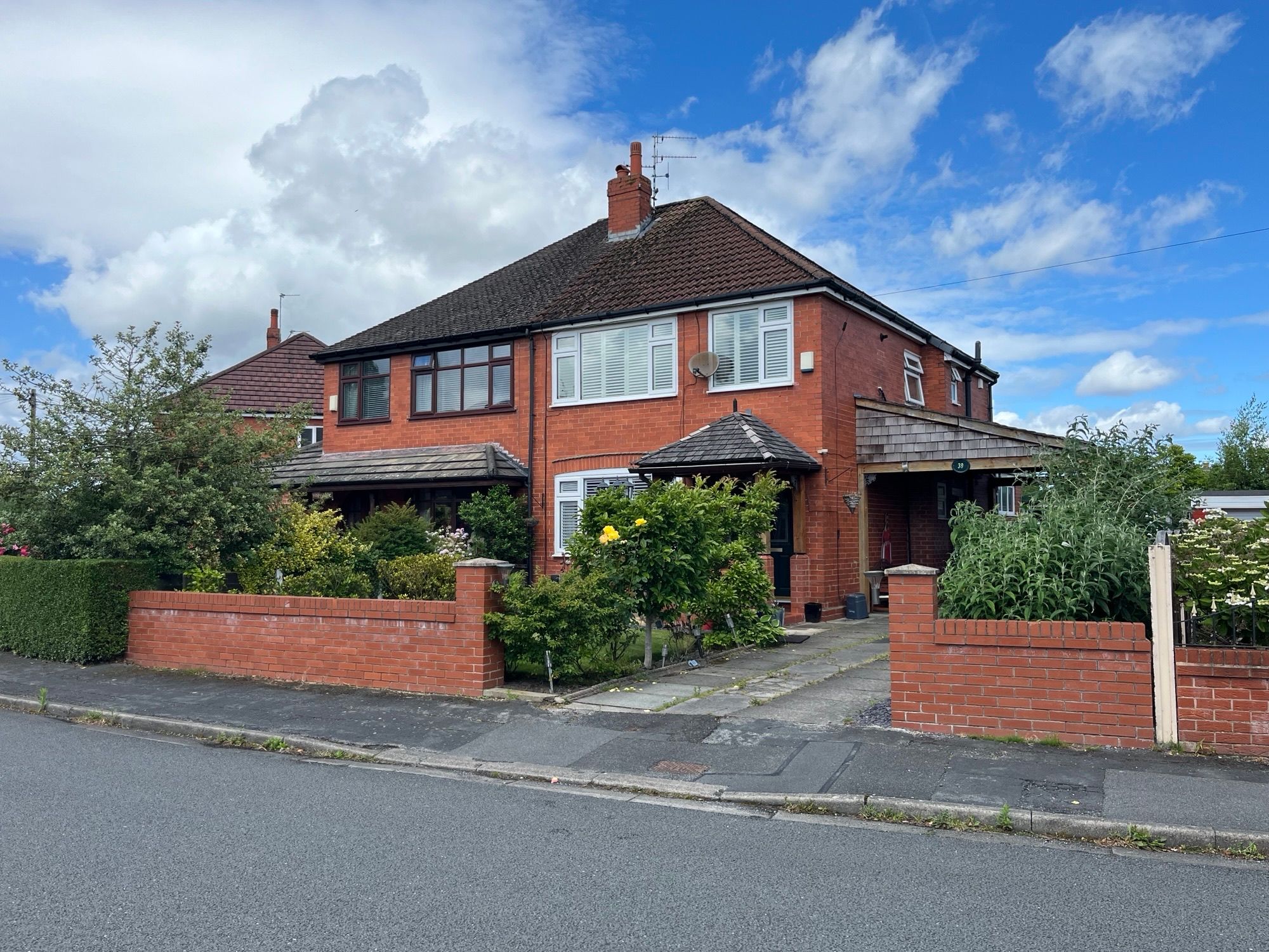South Dale, Penketh, WA5