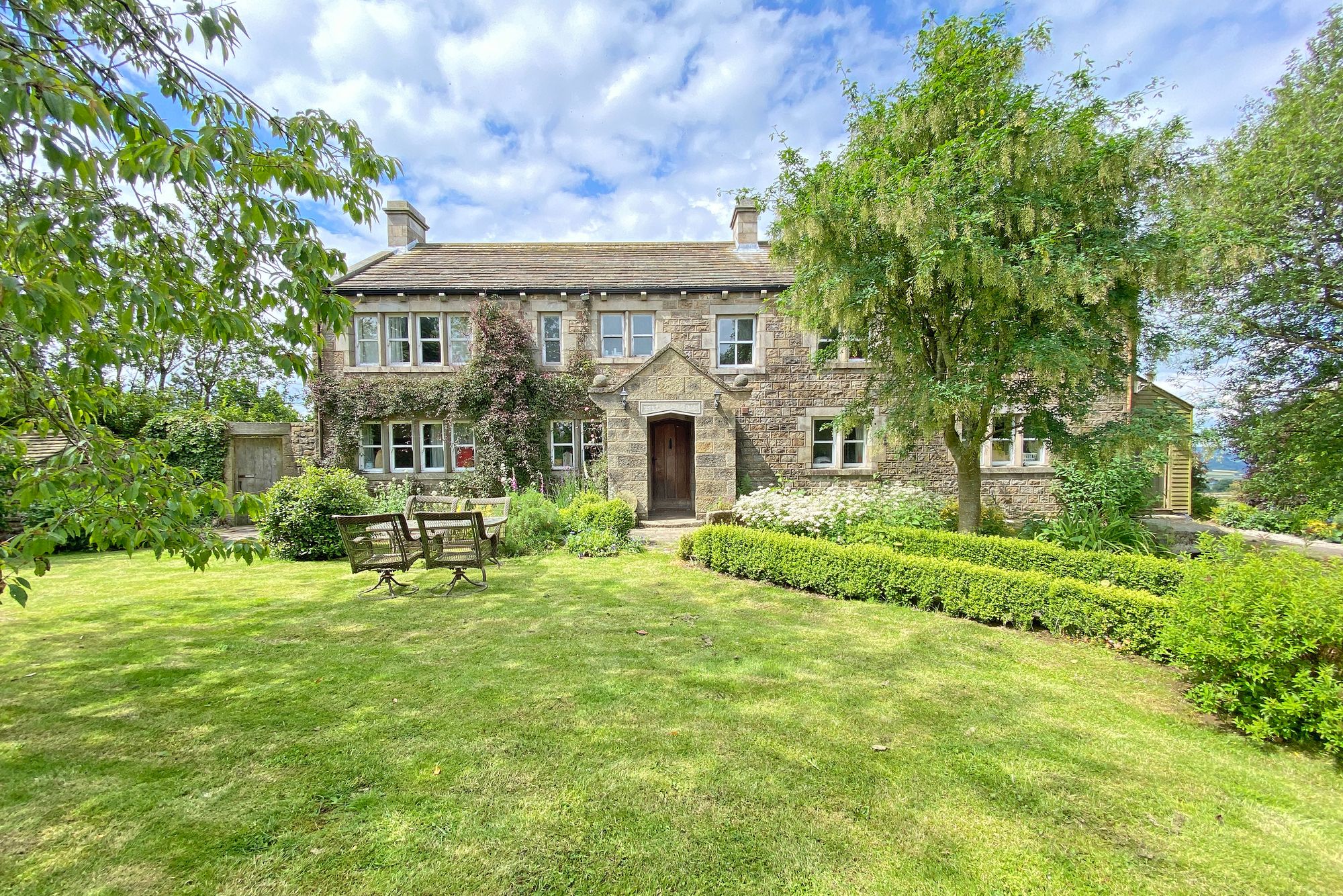 Back Road, High Birstwith, HG3