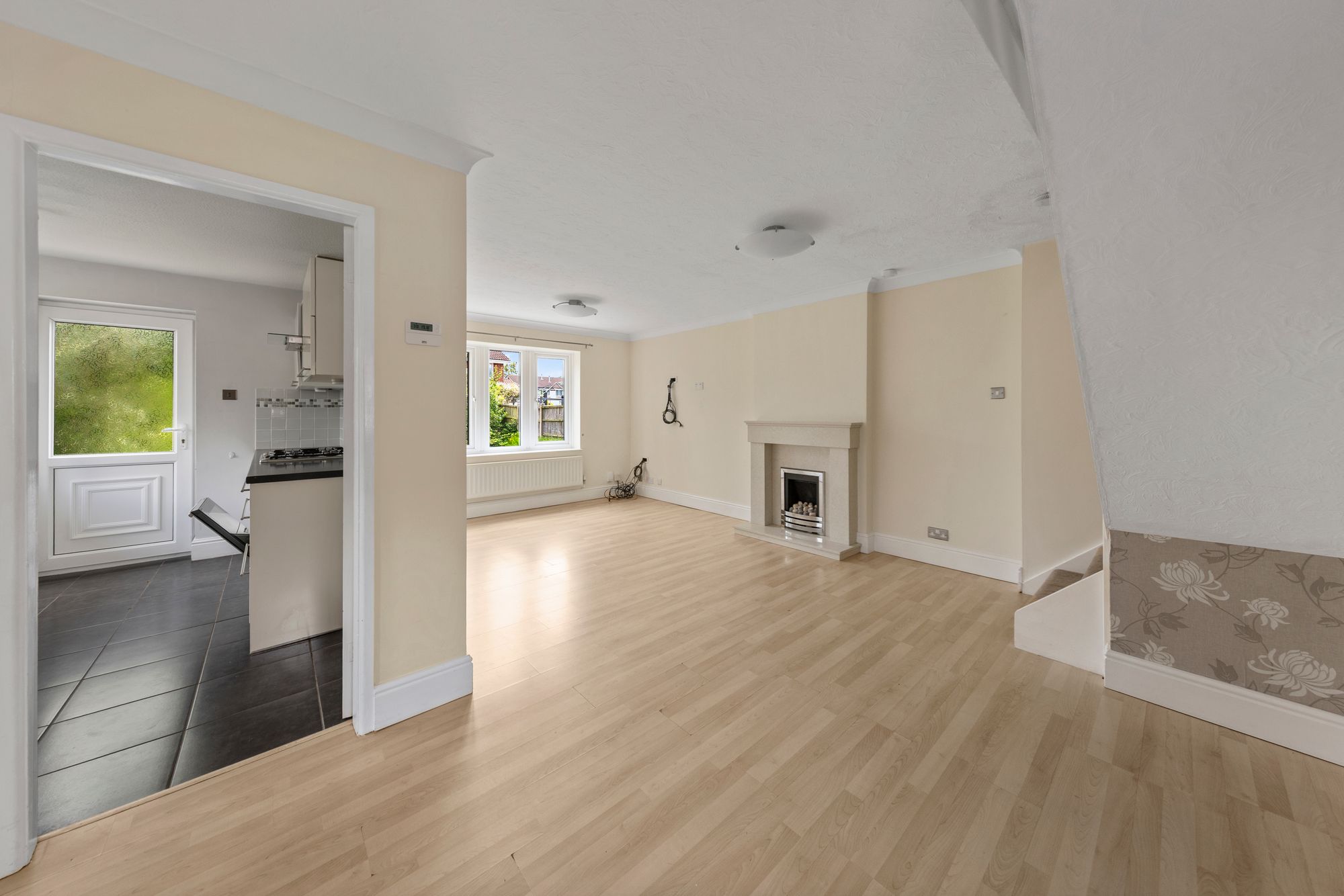 Holyhead Close, Callands, WA5