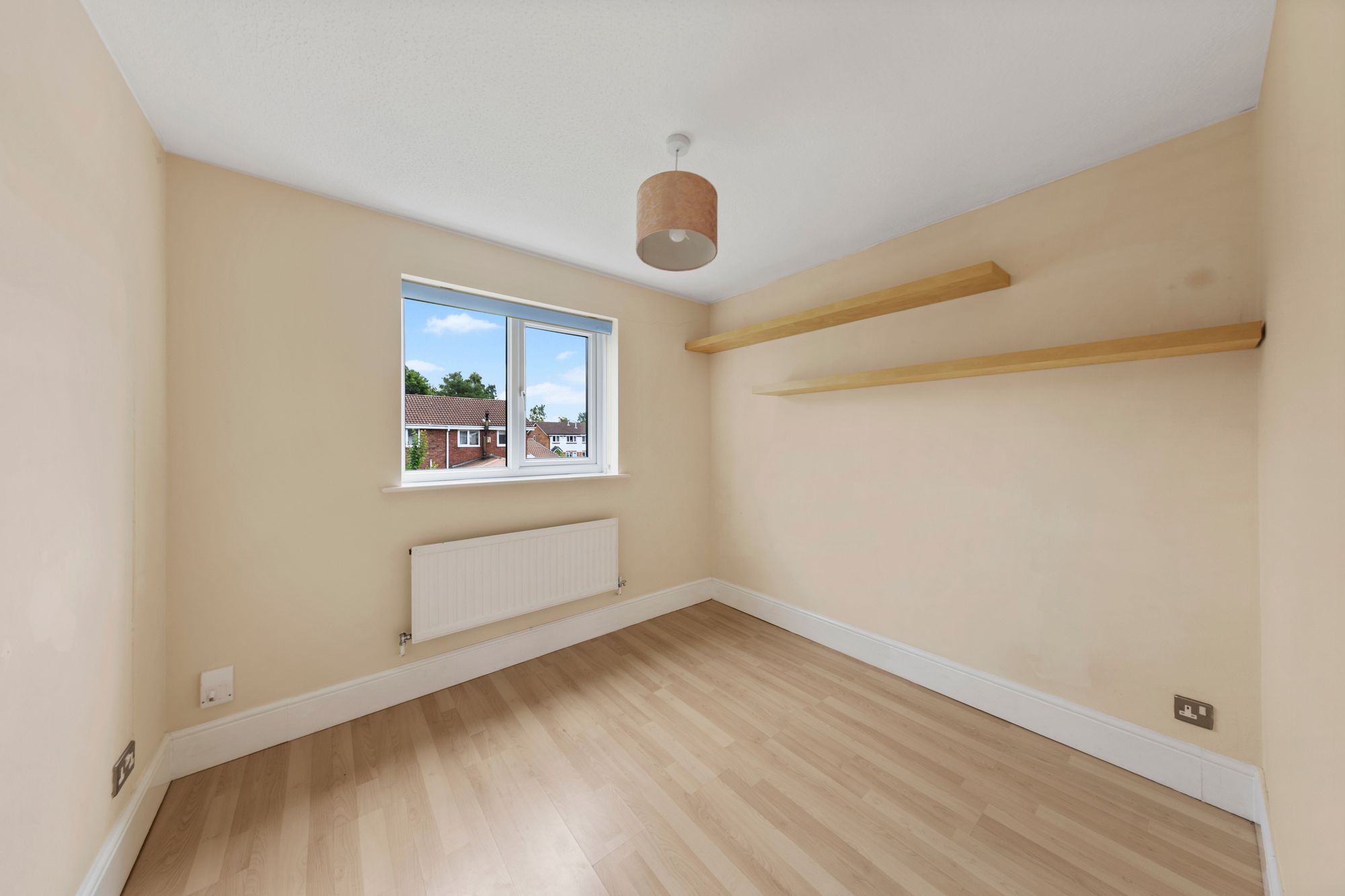 Holyhead Close, Callands, WA5