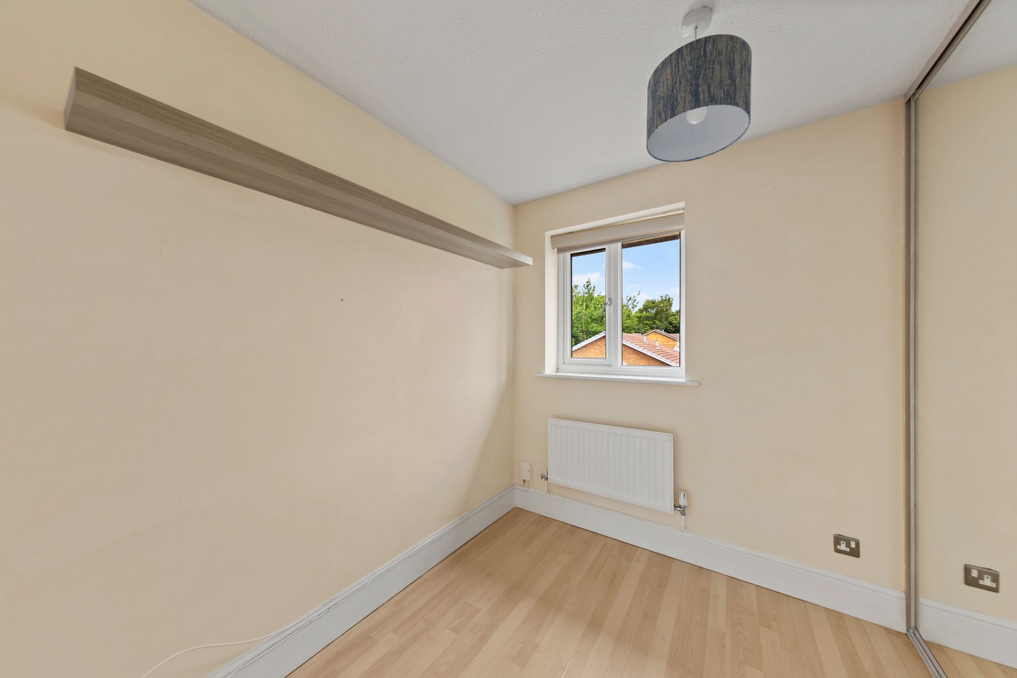 Holyhead Close, Callands, WA5