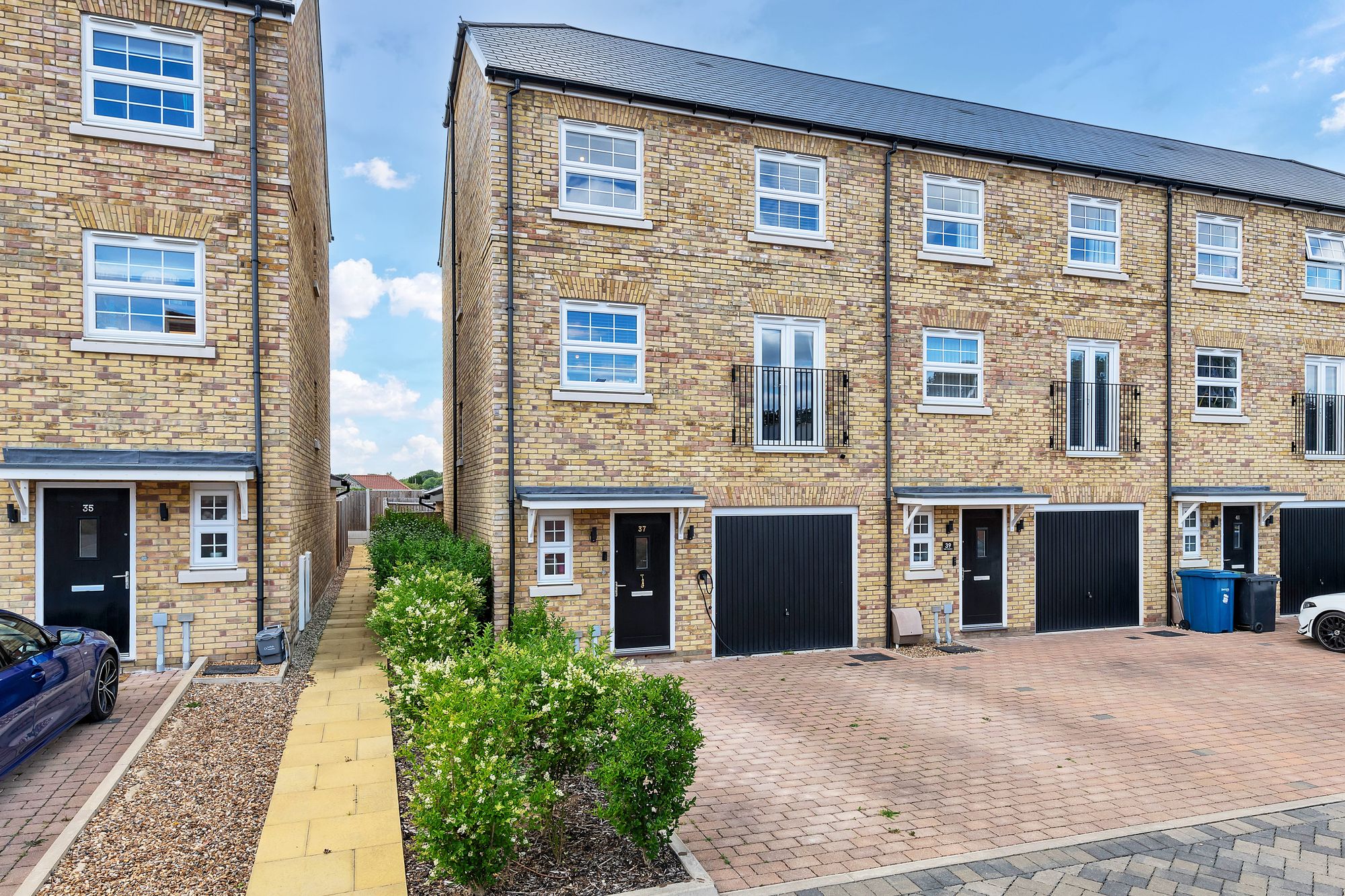 Tutte Gardens, Newmarket, CB8
