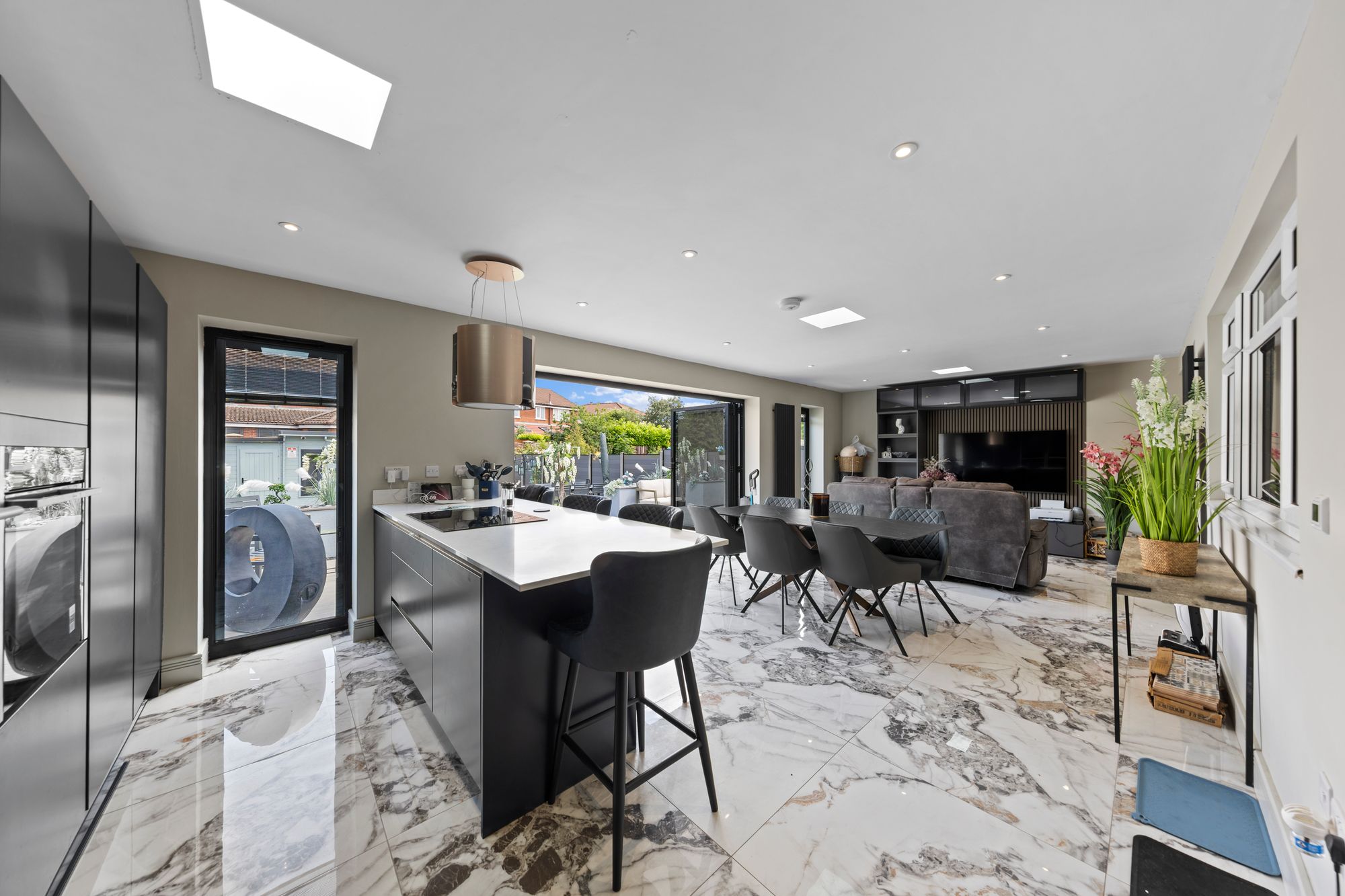 Thornbury Avenue, Lowton, WA3