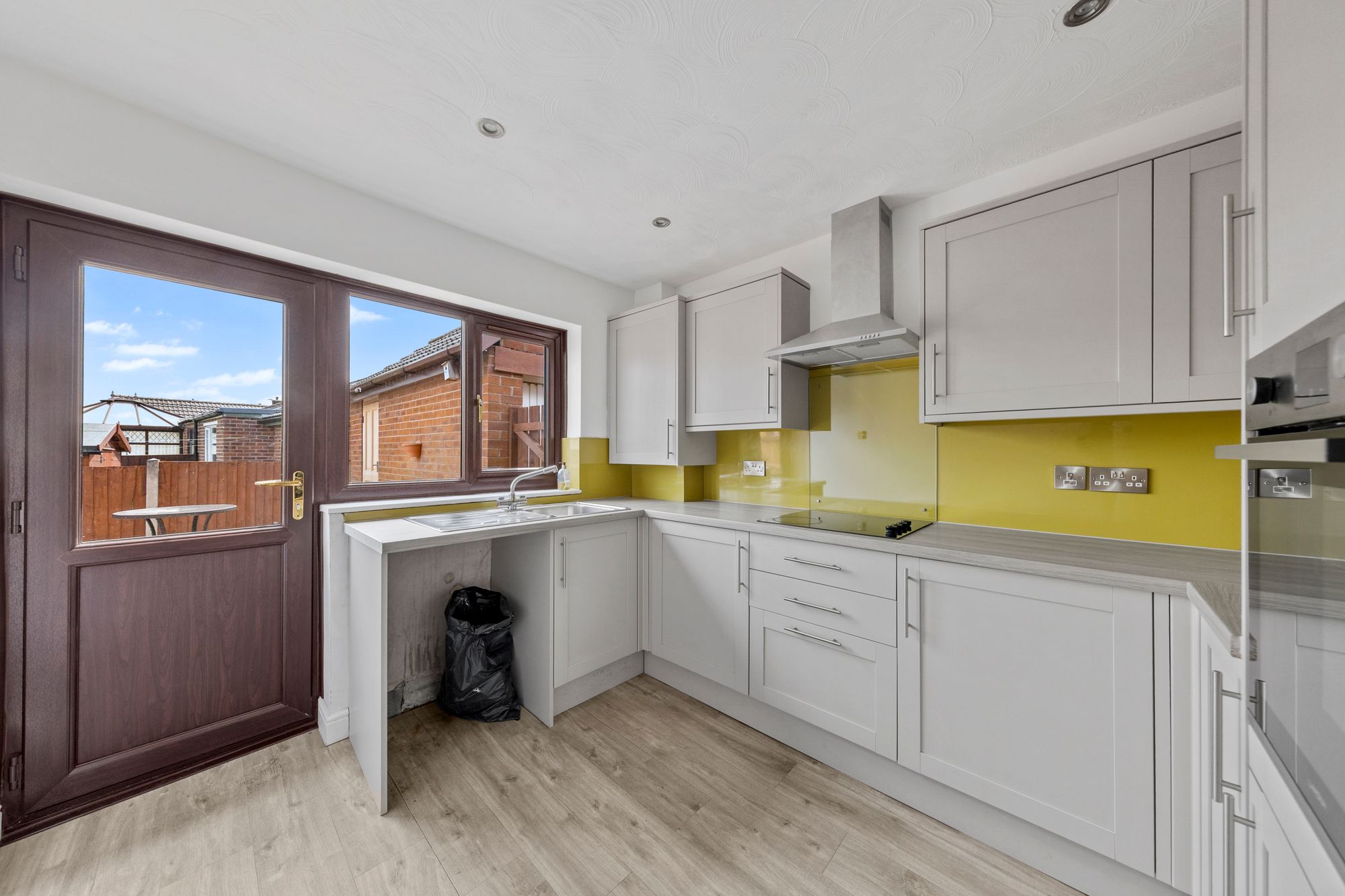 Jackson Street, Burtonwood, WA5