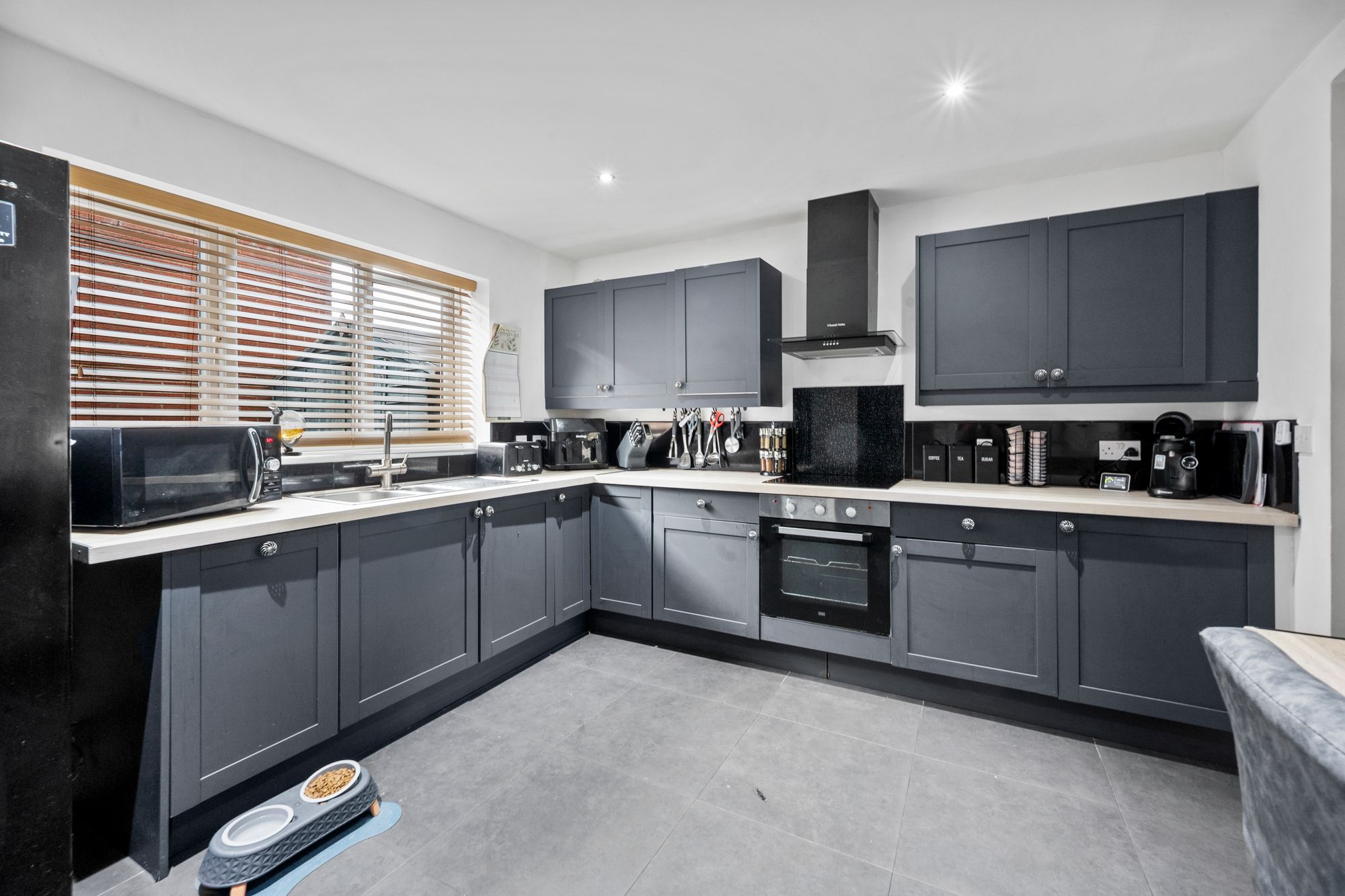 Bank Street, Golborne, WA3