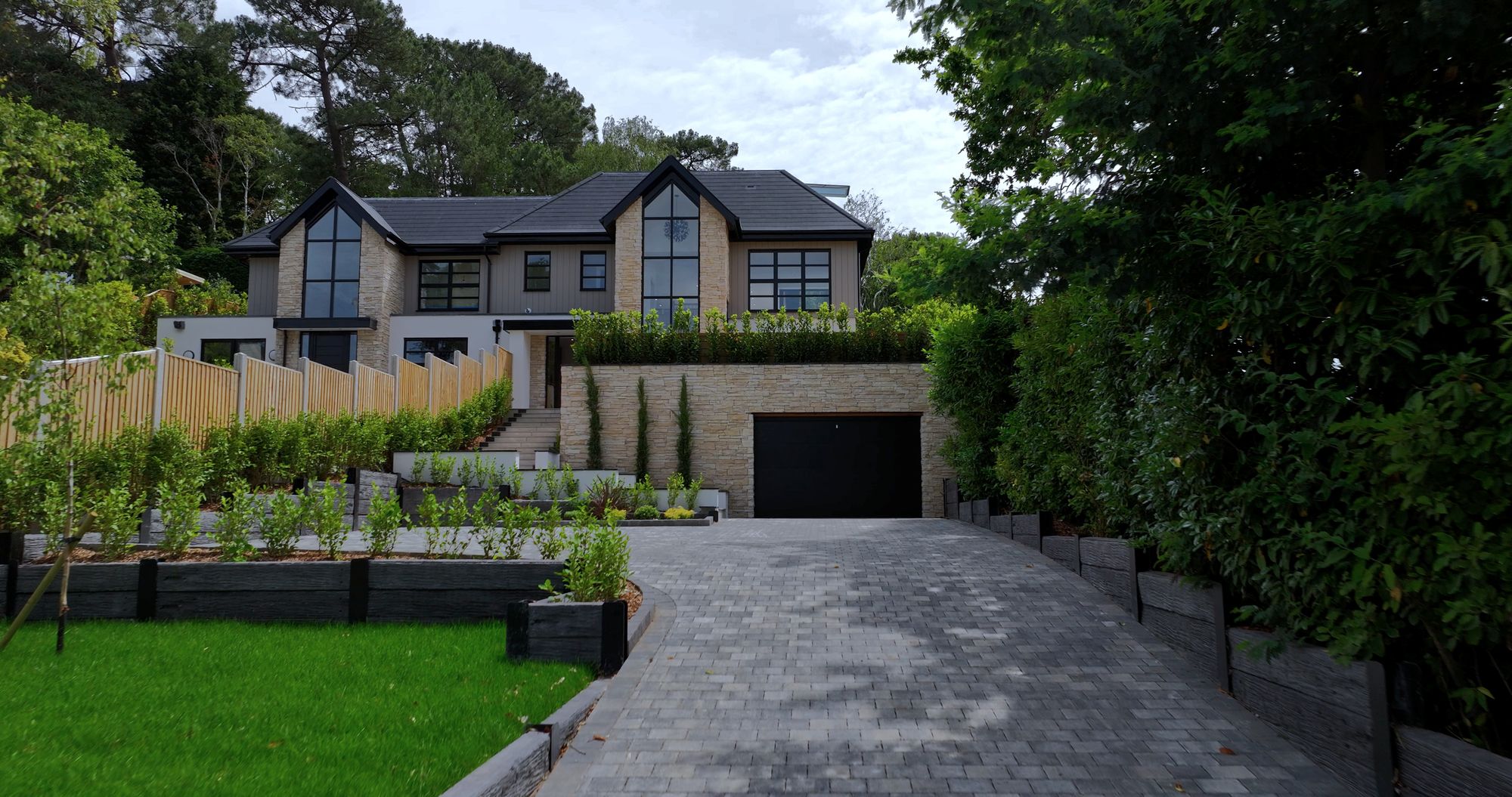 38 Elgin Road, Lilliput, Poole BH14 8QX