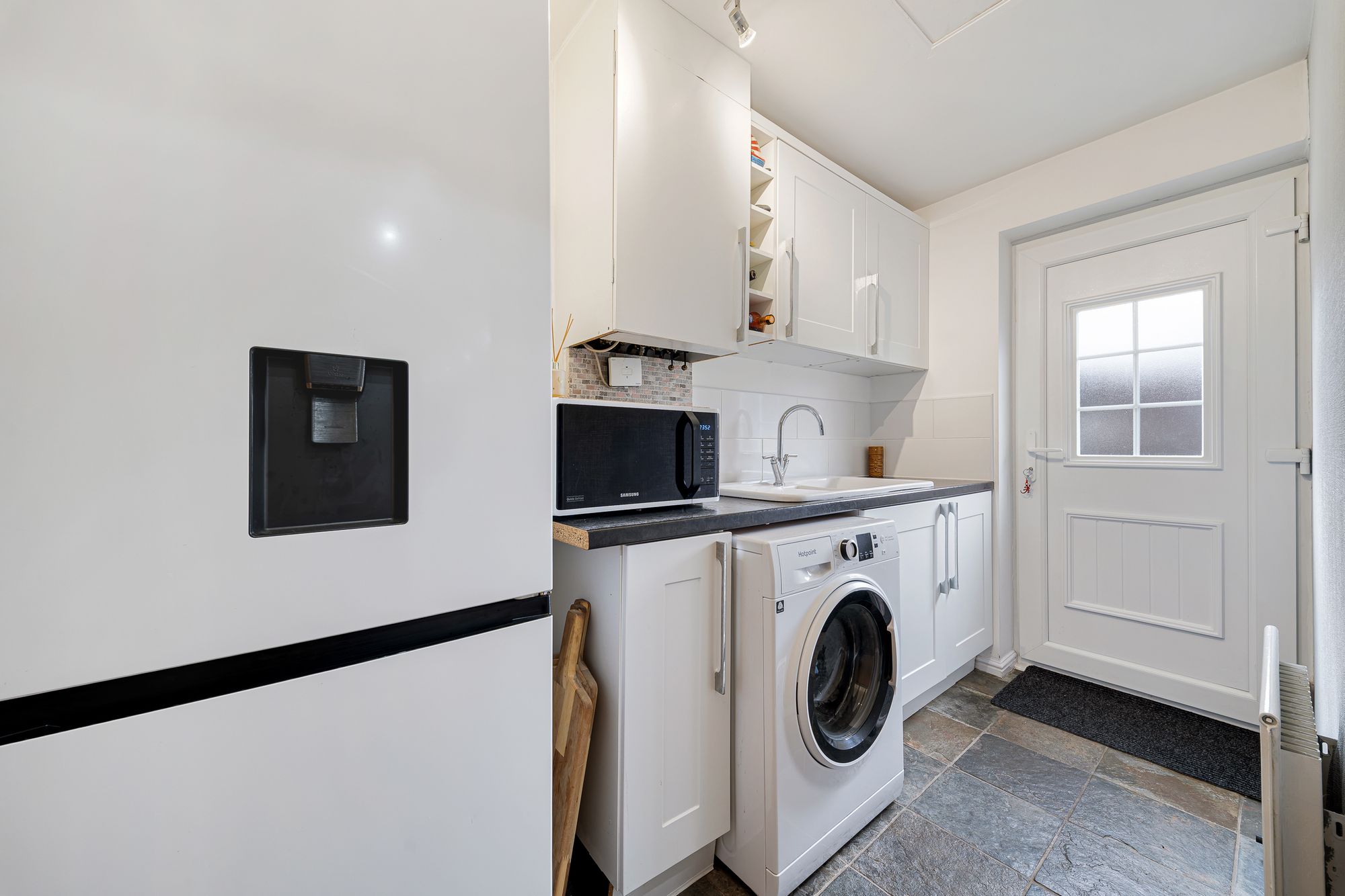 Highgate Close, Norton, WA7