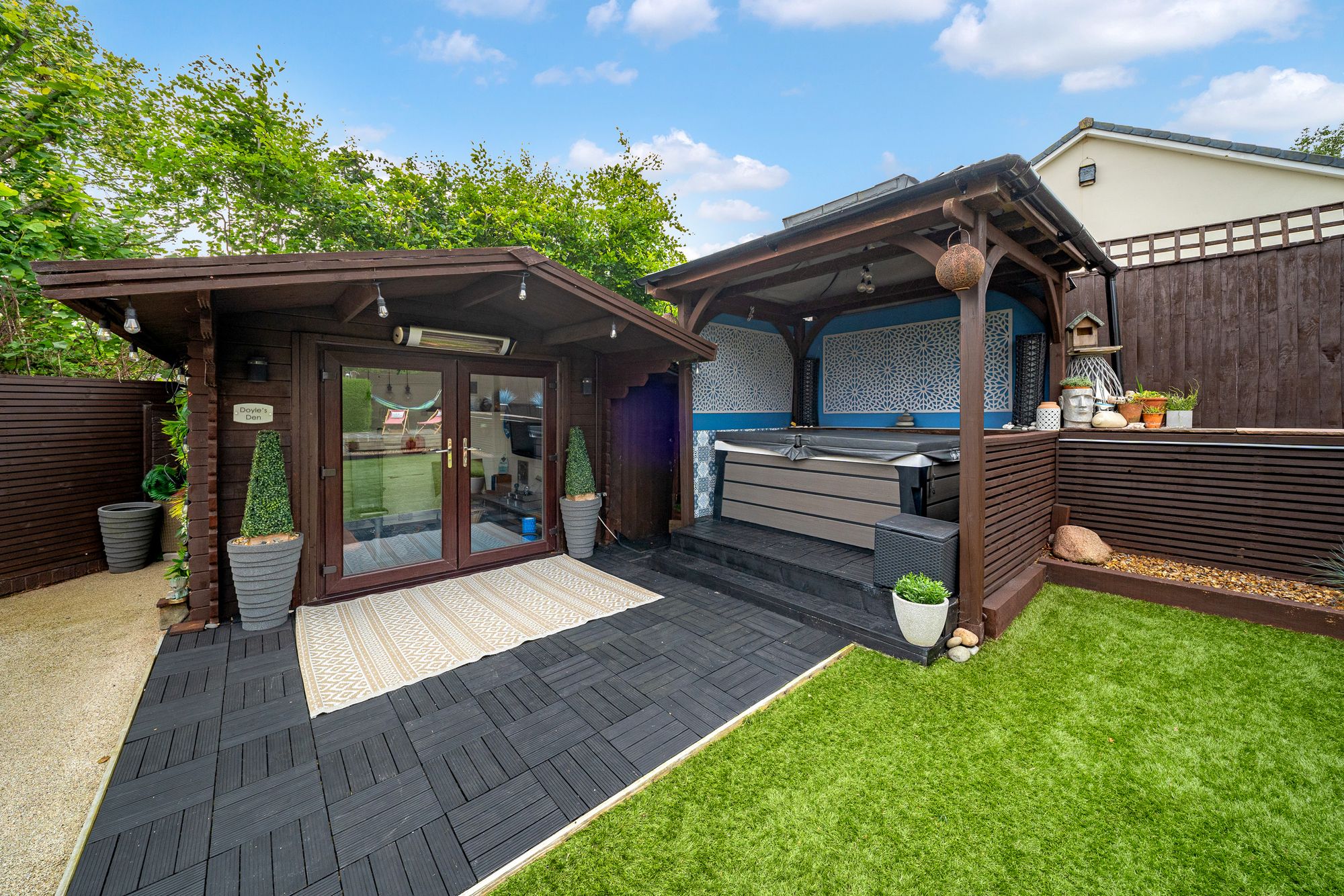 Highgate Close, Norton, WA7