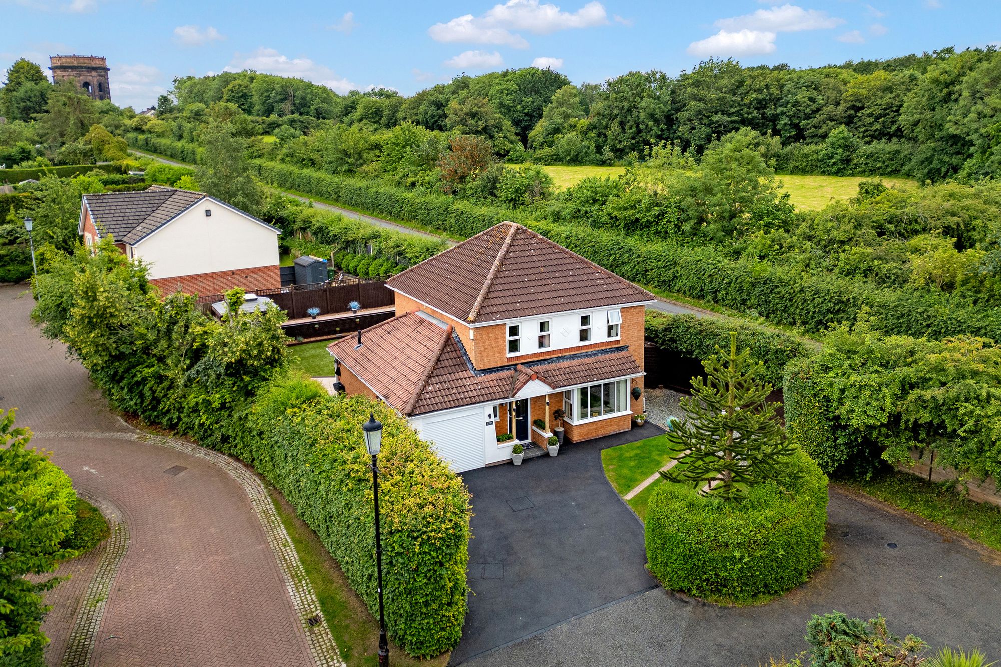 Highgate Close, Norton, WA7