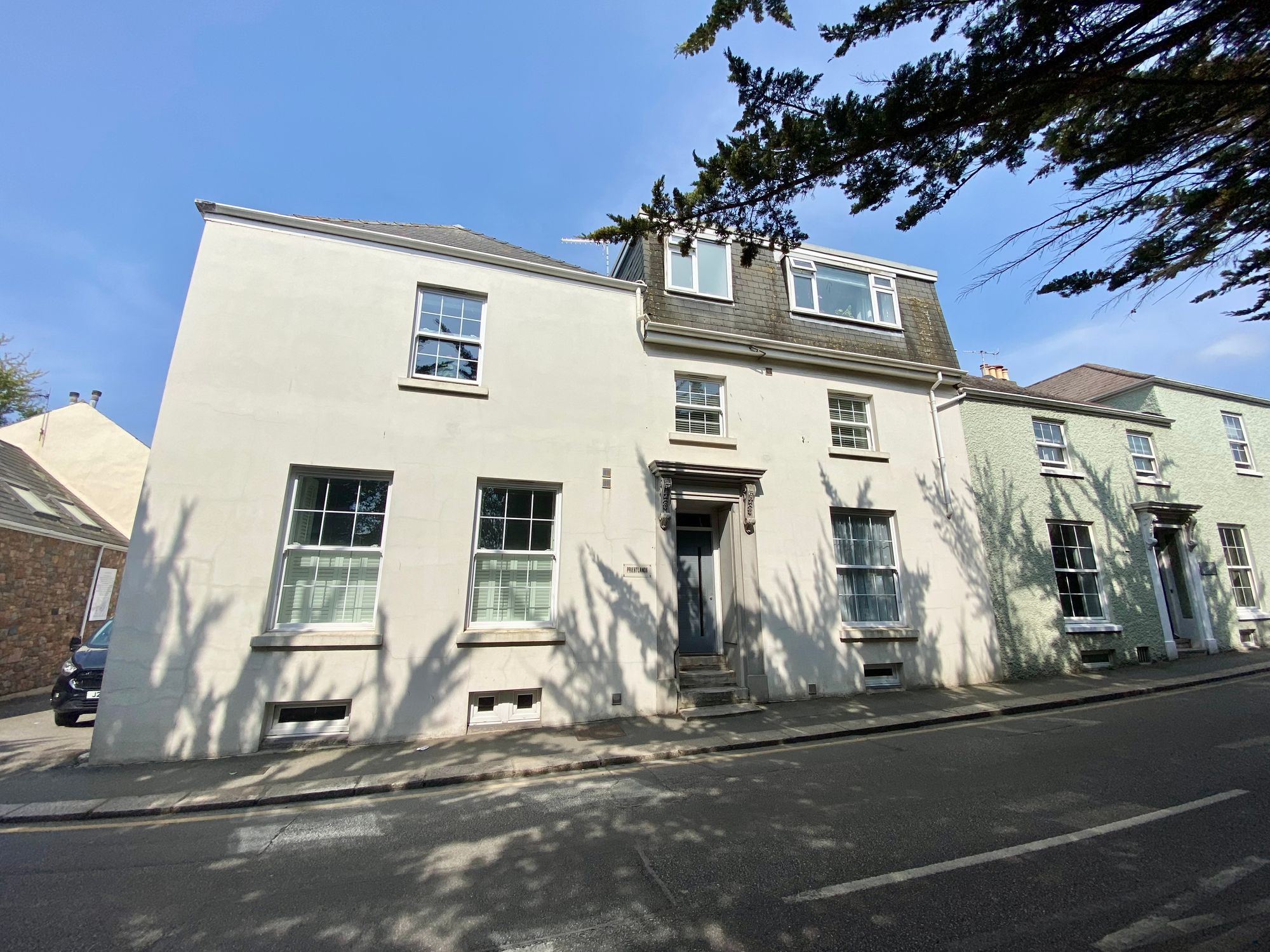 1 bed Property For Rent in St. Helier, Jersey