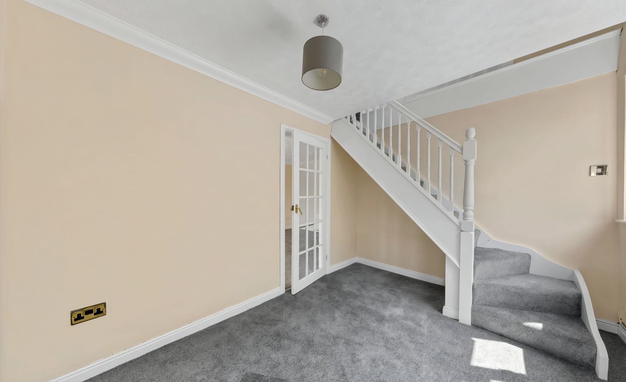 Jackson Street, Burtonwood, WA5