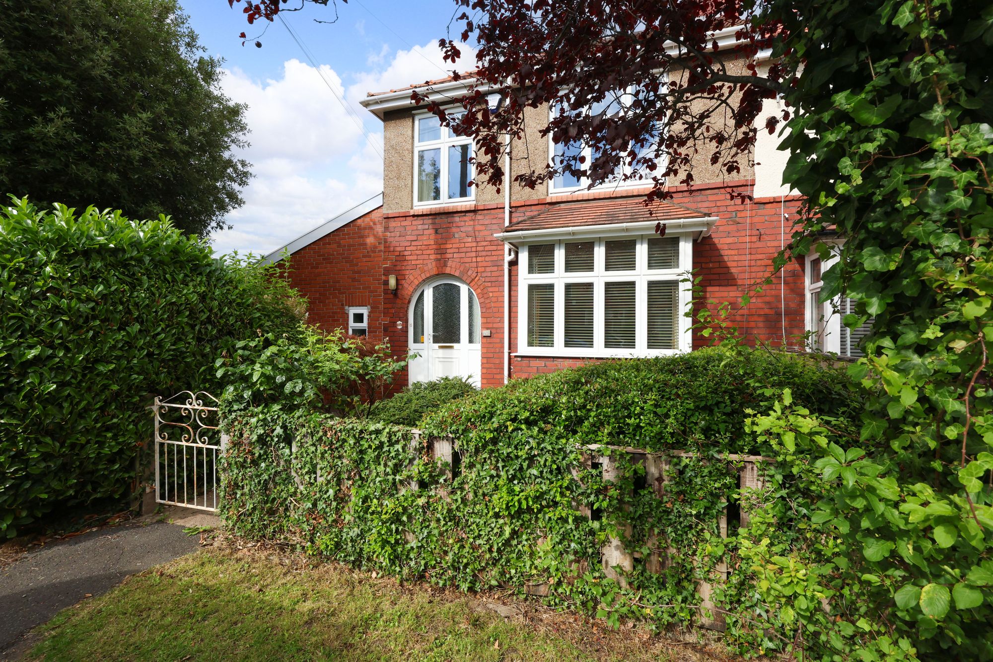 Longmead Avenue, Bristol, BS7