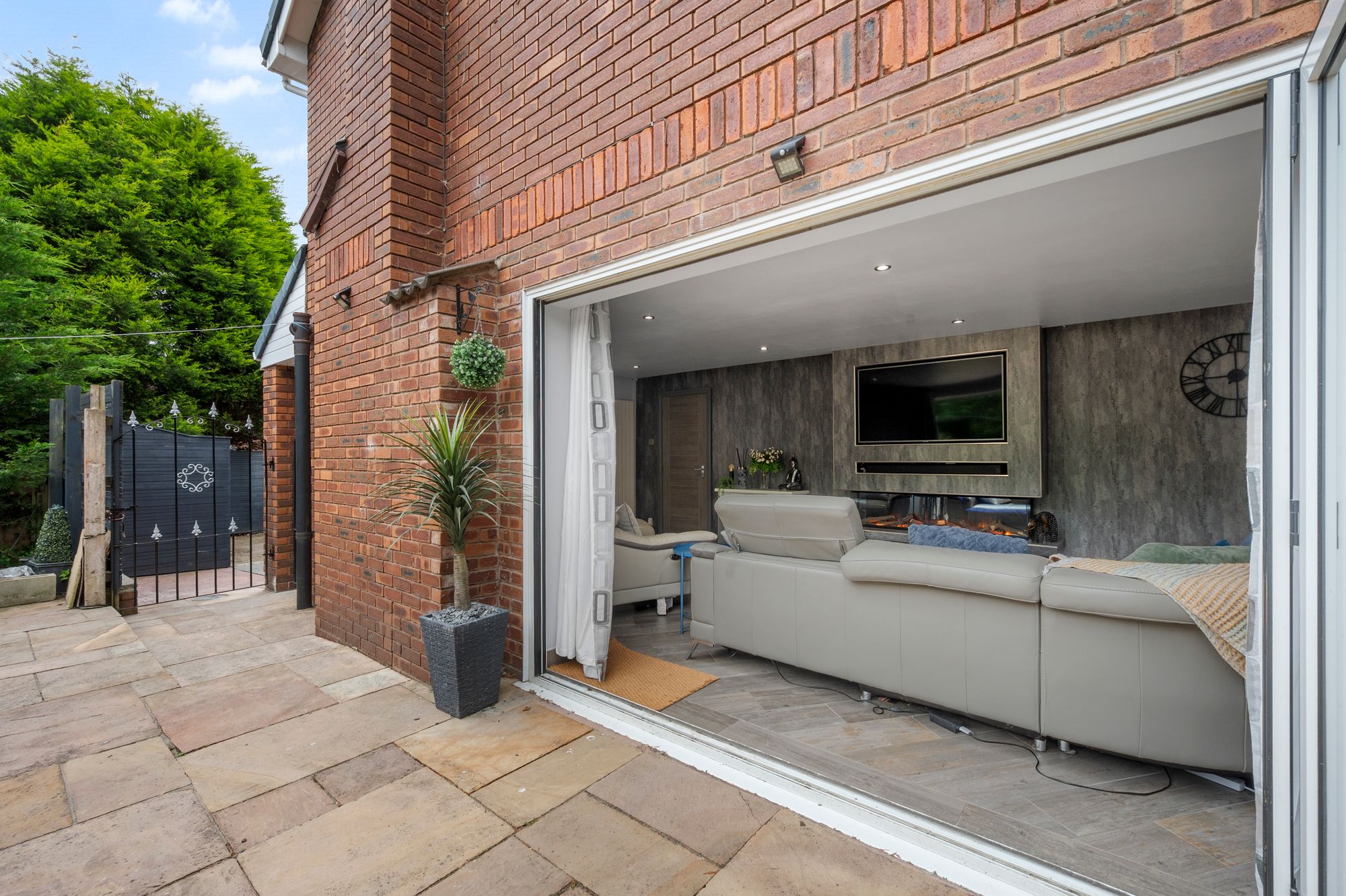 Bankhall Close Hindley Green WN2 4UA