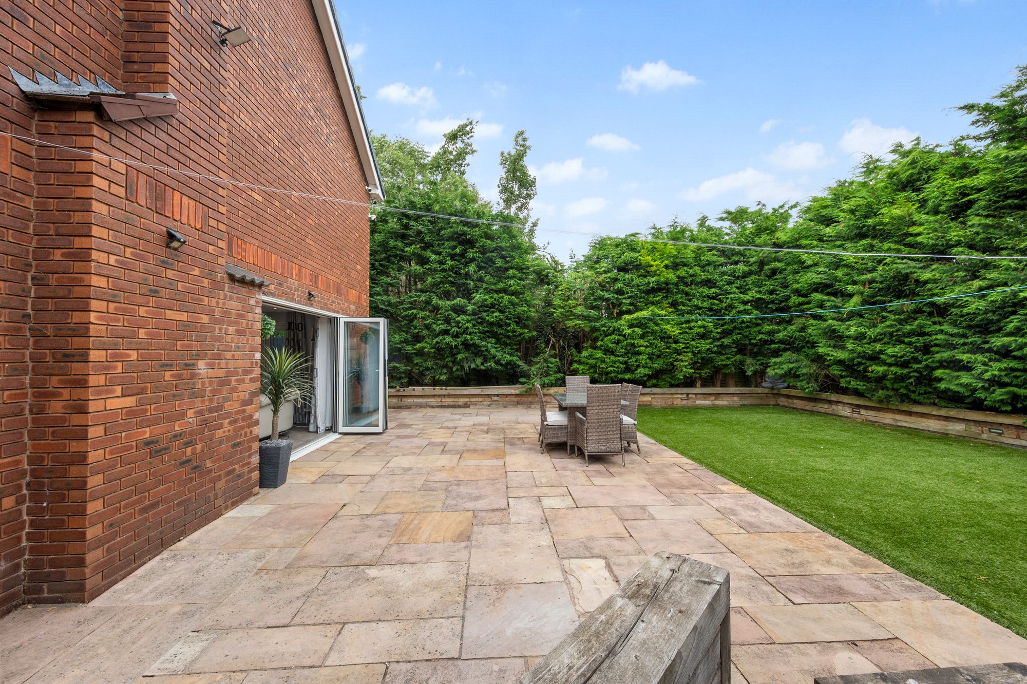 Bankhall Close Hindley Green WN2 4UA