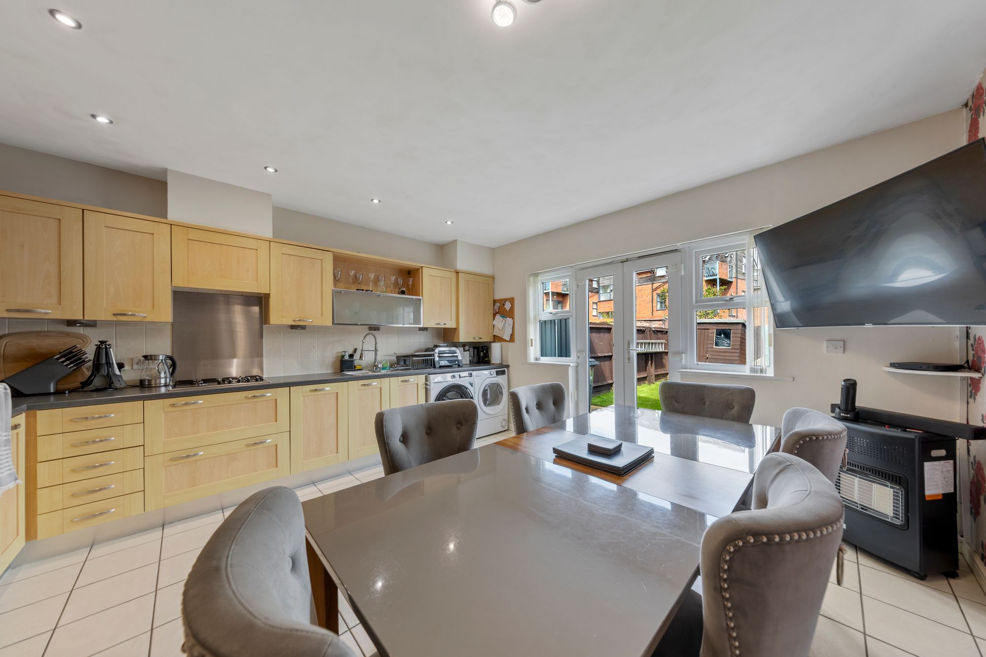 Holywell Drive, Warrington, WA1