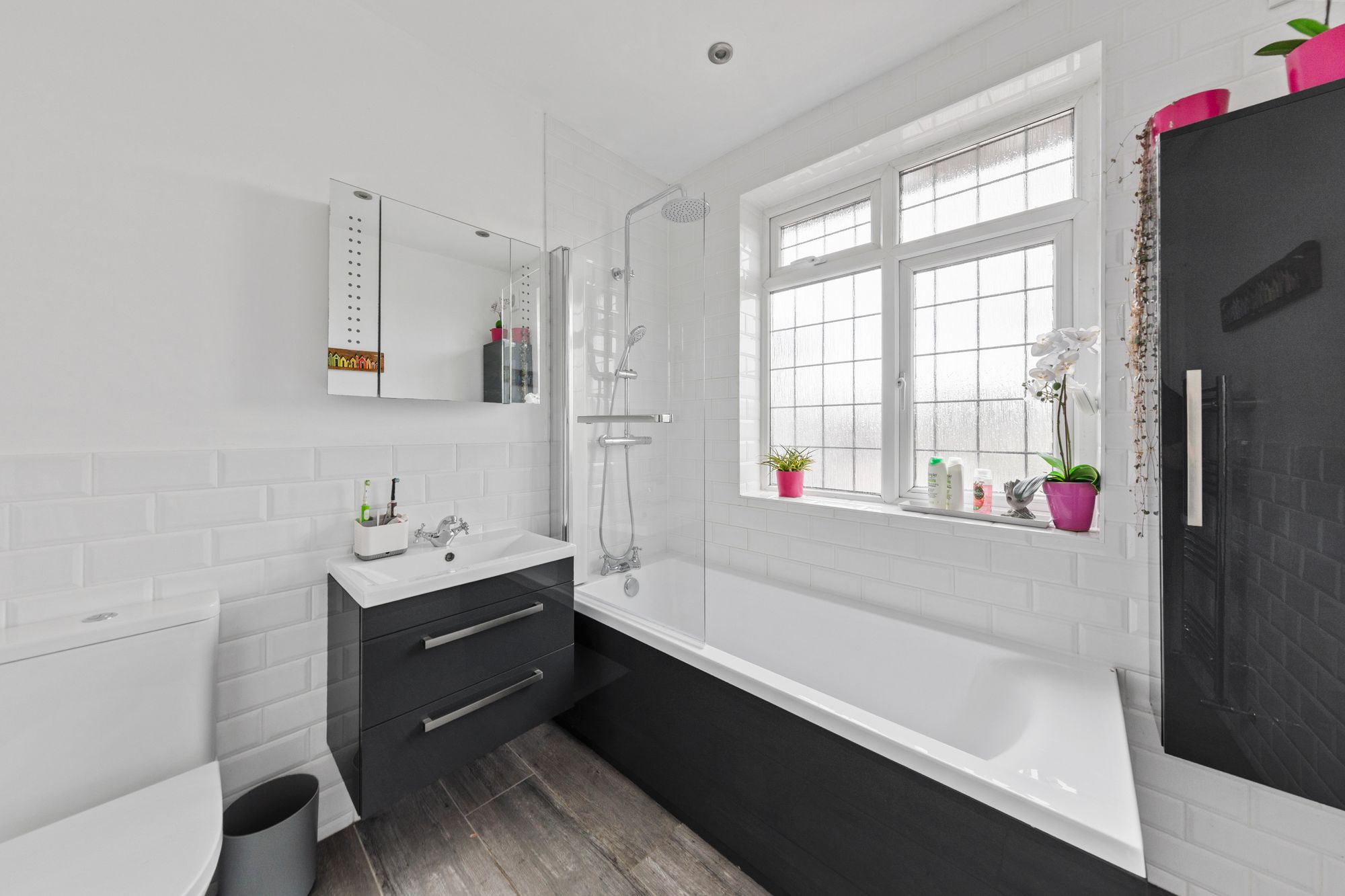 London Road, Stretton, WA4