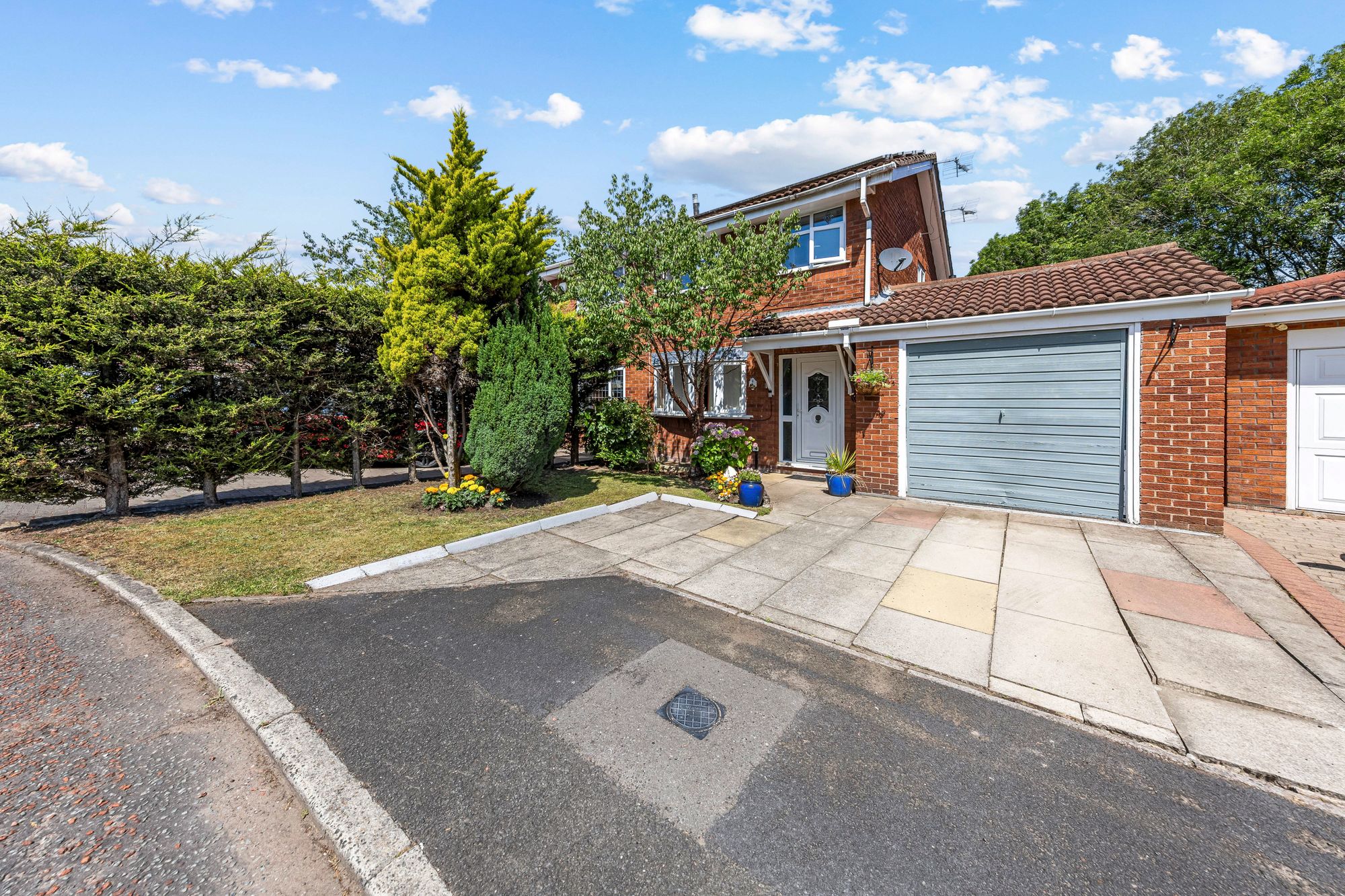 Stromness Close, Fearnhead, WA2