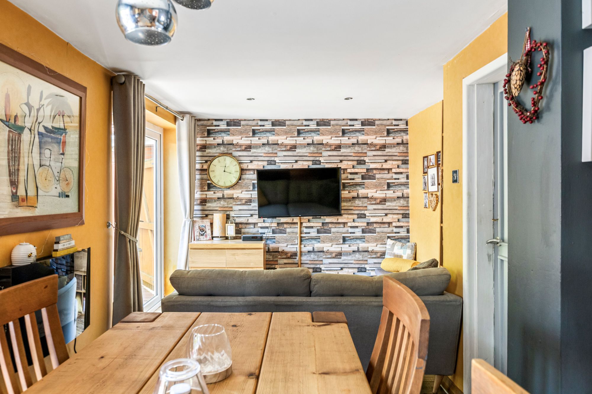 Stromness Close, Fearnhead, WA2