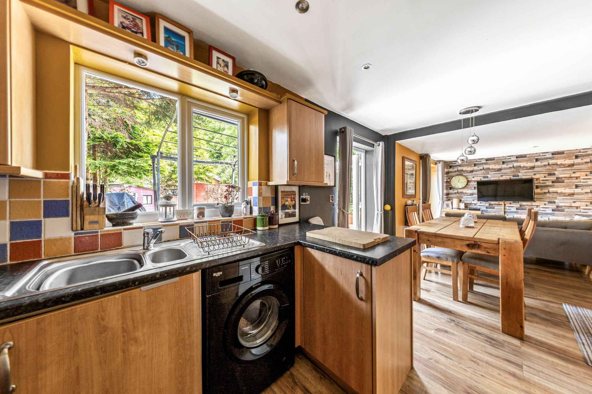 Stromness Close, Fearnhead, WA2