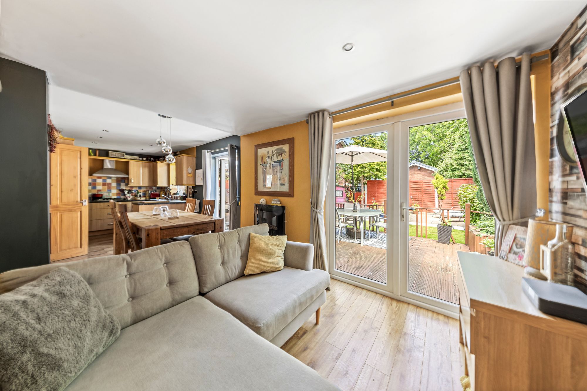Stromness Close, Fearnhead, WA2