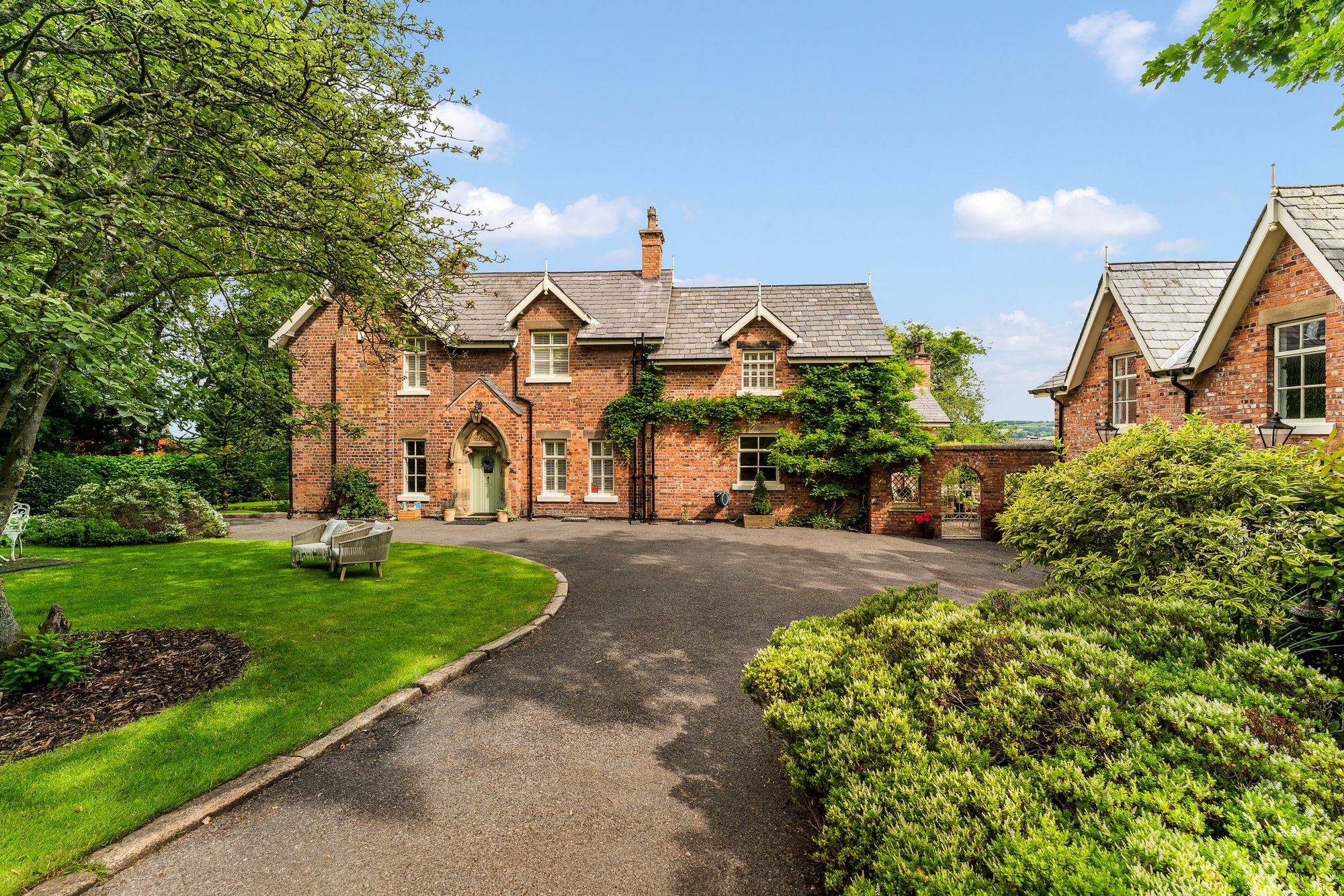Higher Lane, Dalton, WN8 photograph