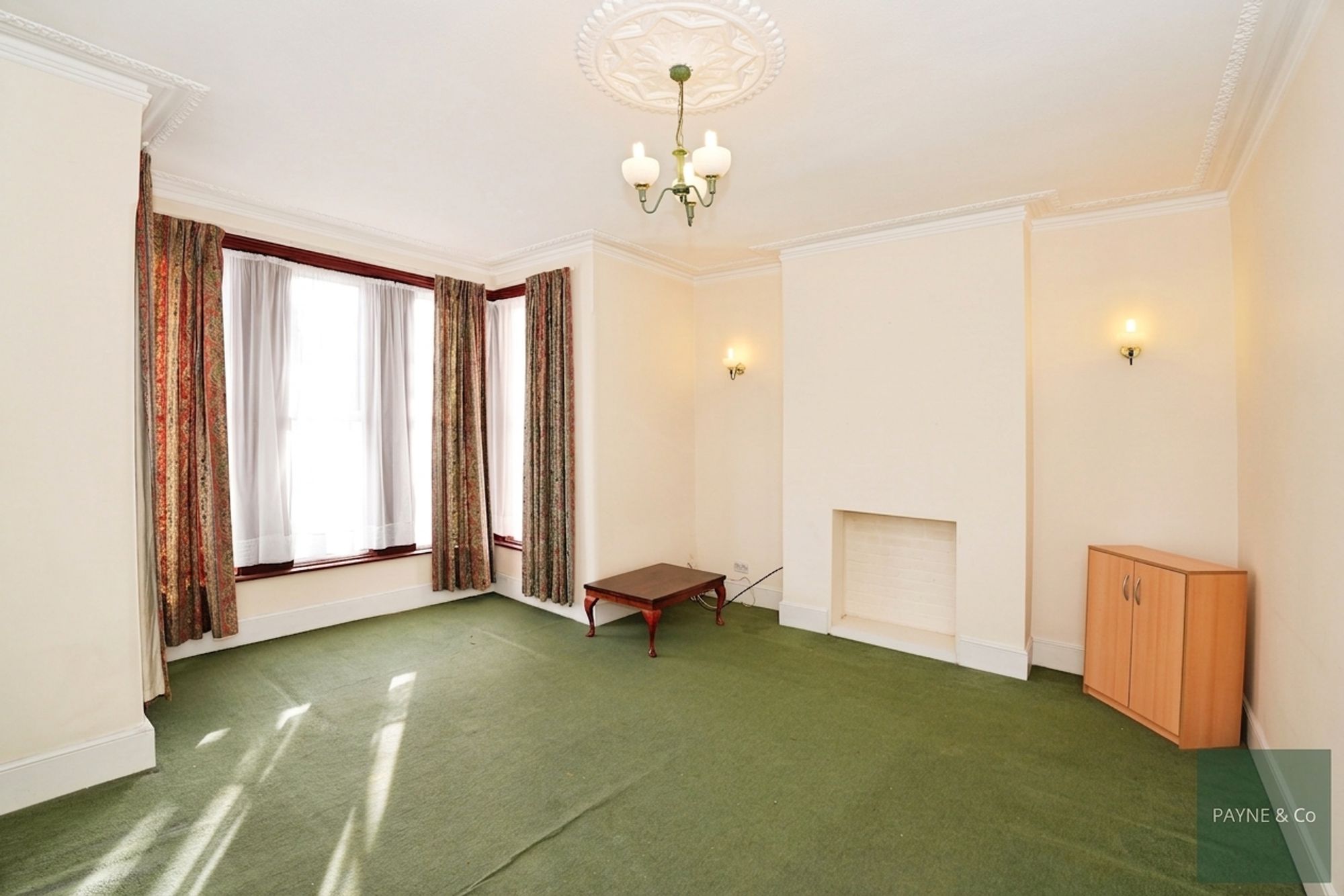 Ranelagh Gardens, Ilford, IG1