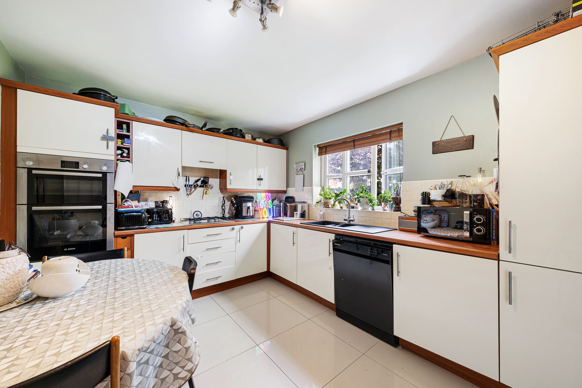 Roscommon Way, Widnes, WA8