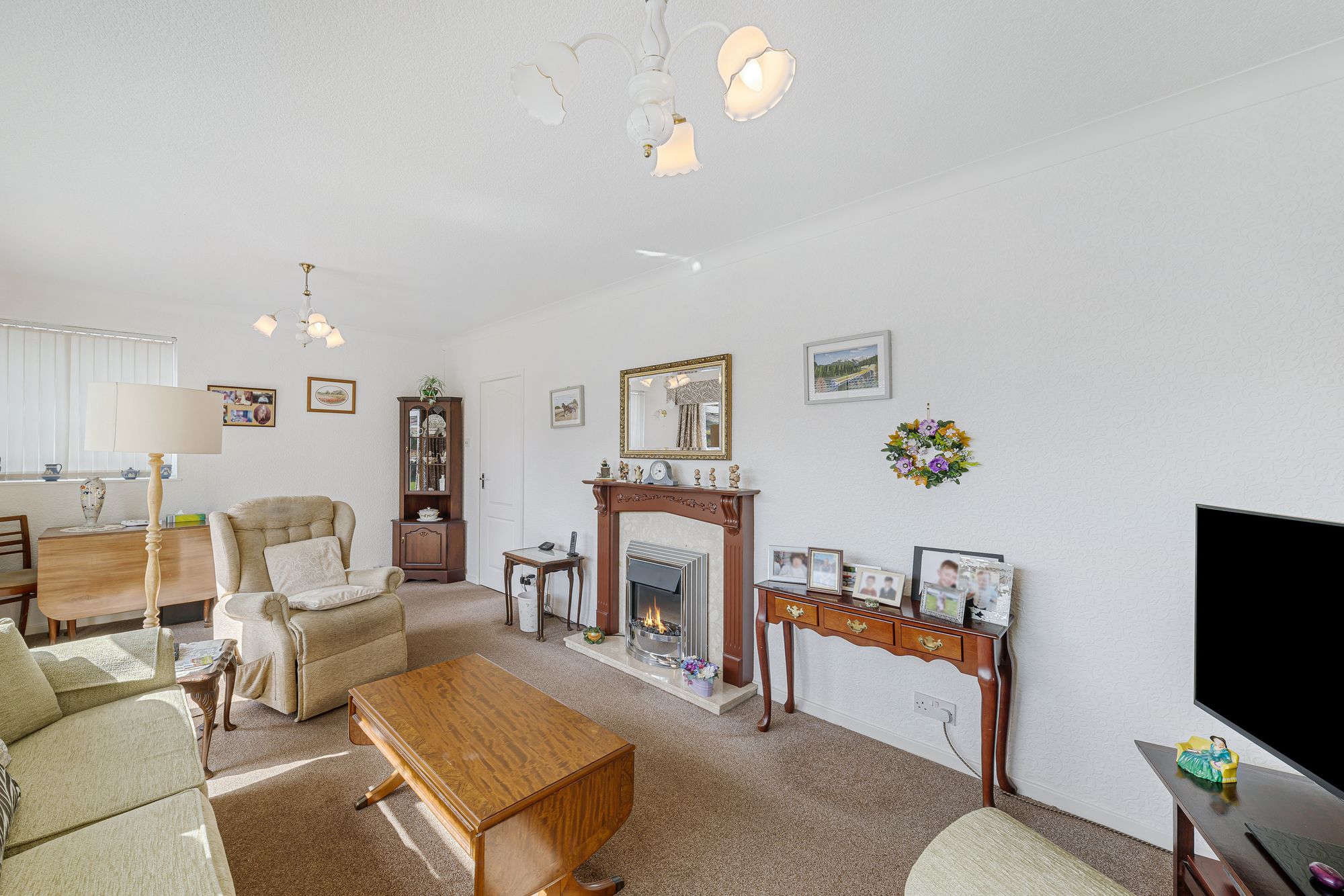 Hill View, Widnes, WA8