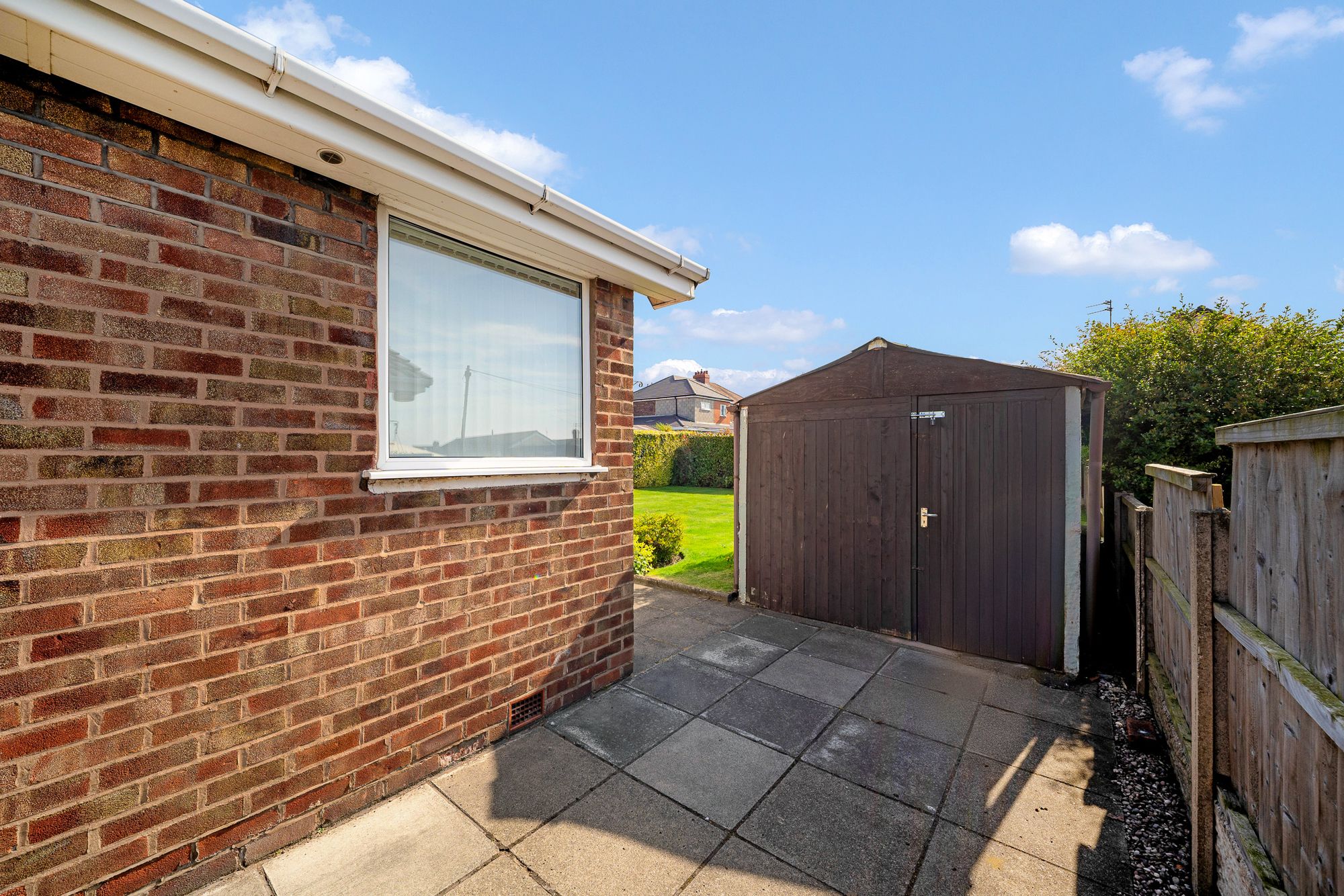 Hill View, Widnes, WA8