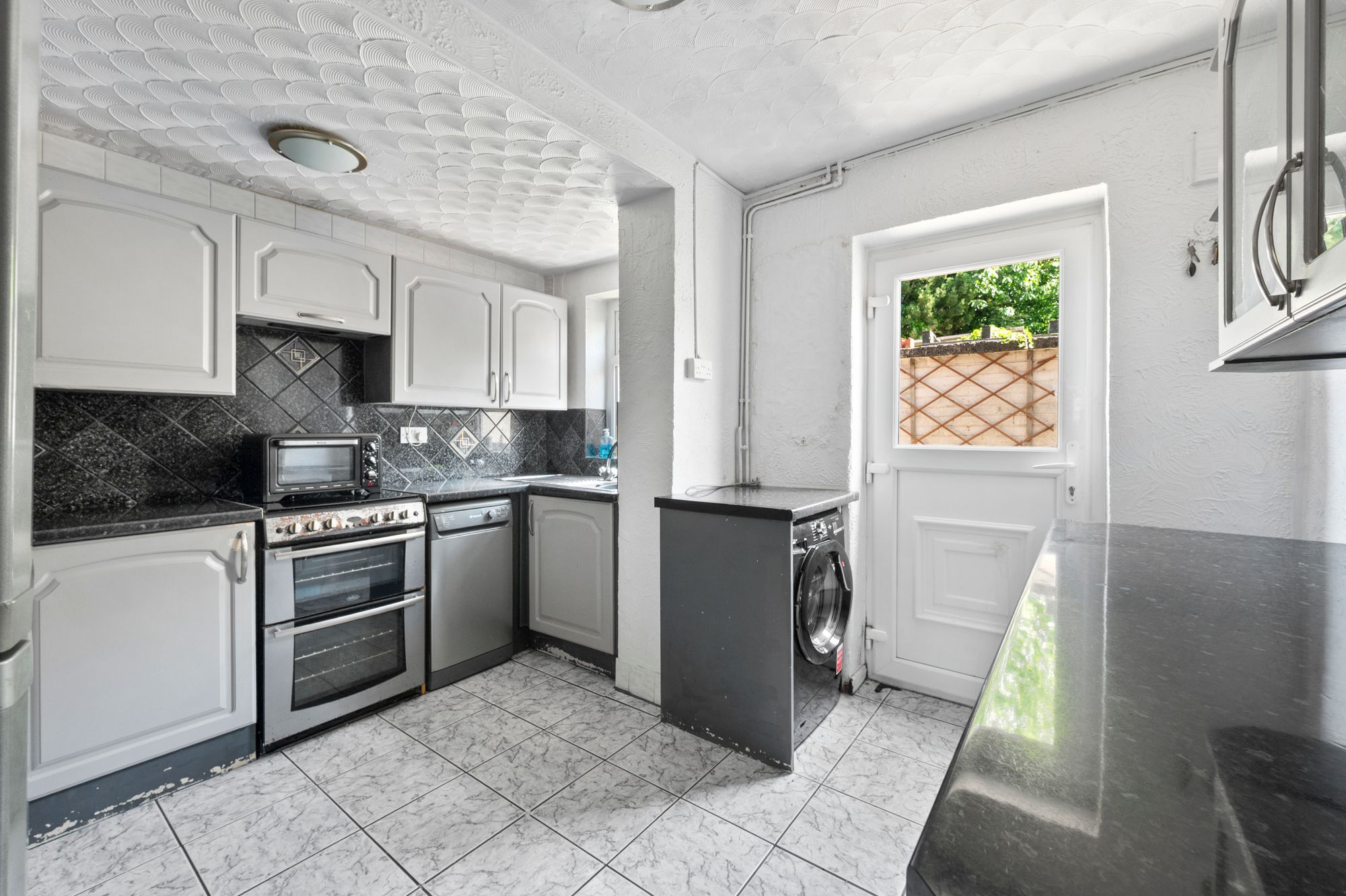 Perth Avenue, Thatto Heath, WA9