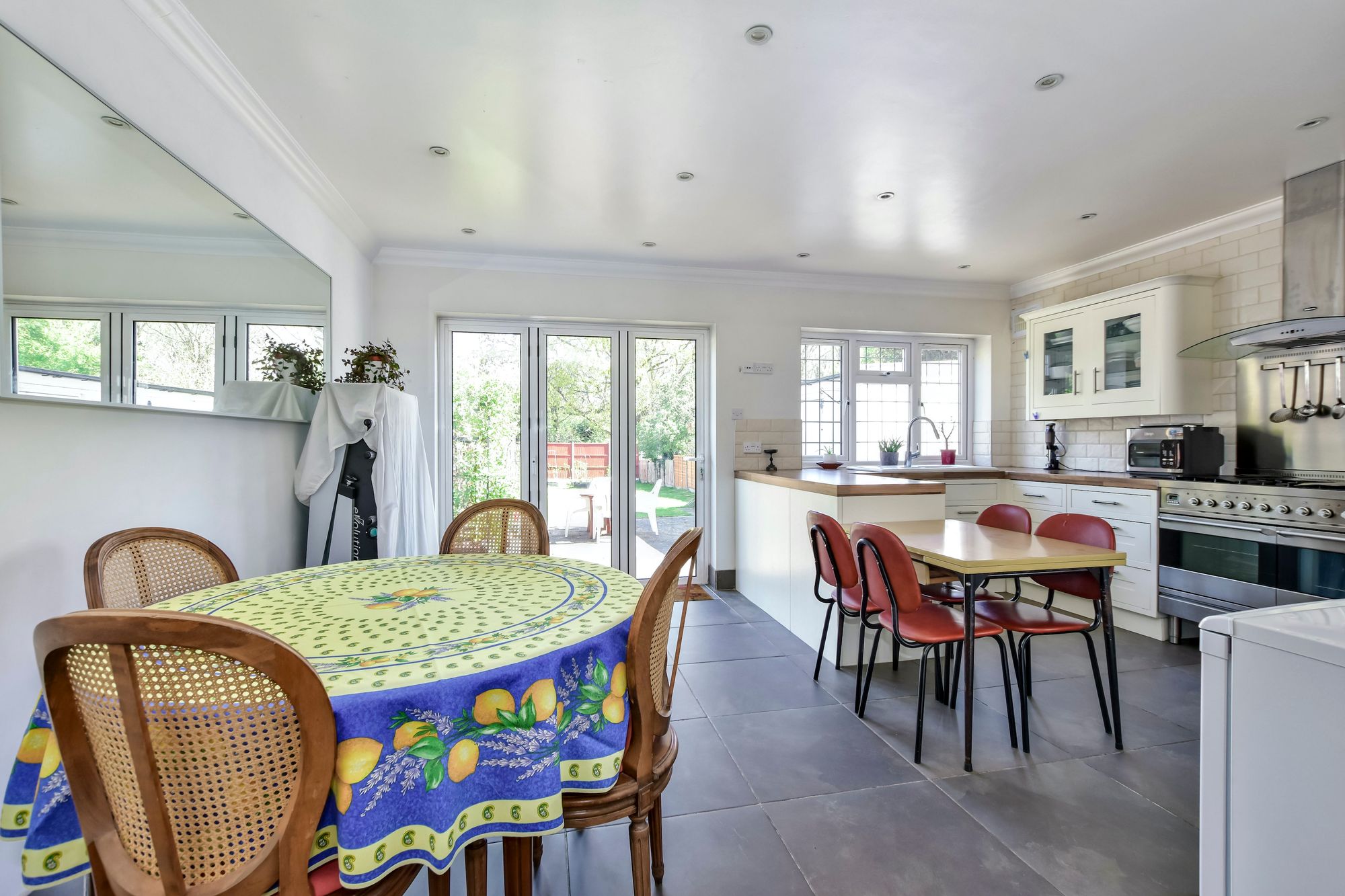 Interior photo 2 of Copthall Road West