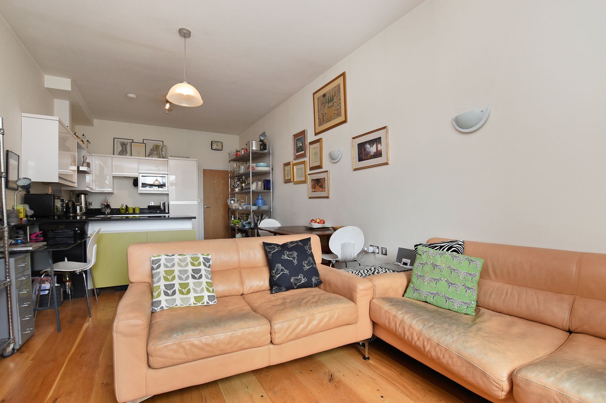 Kingsgate Place NW6