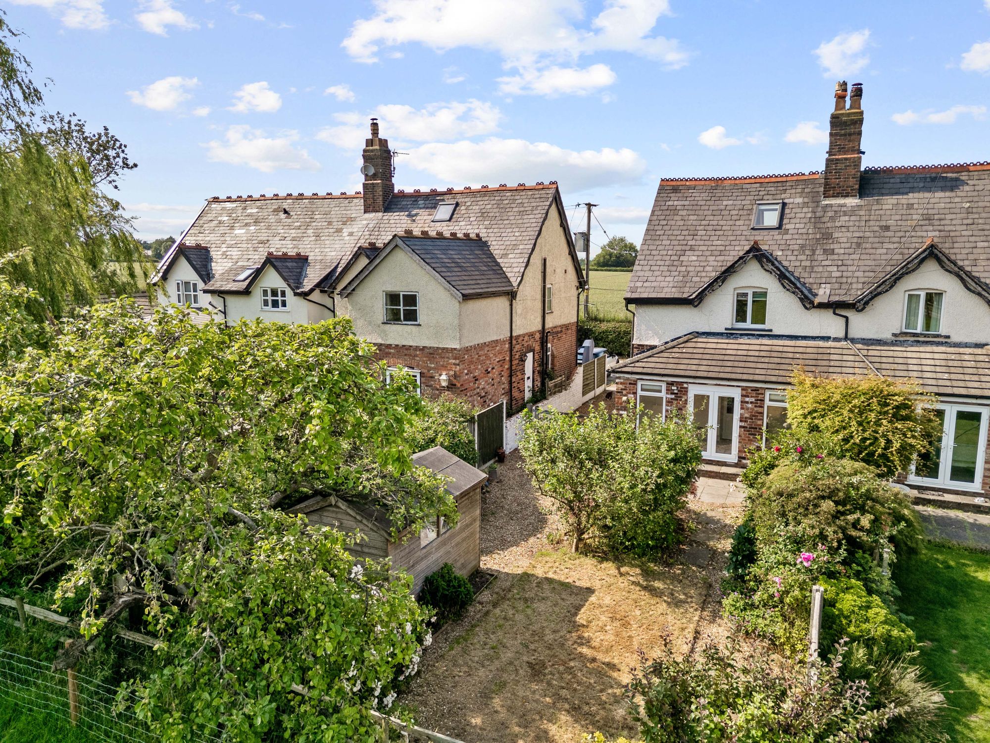Cliff Lane, Grappenhall, WA4