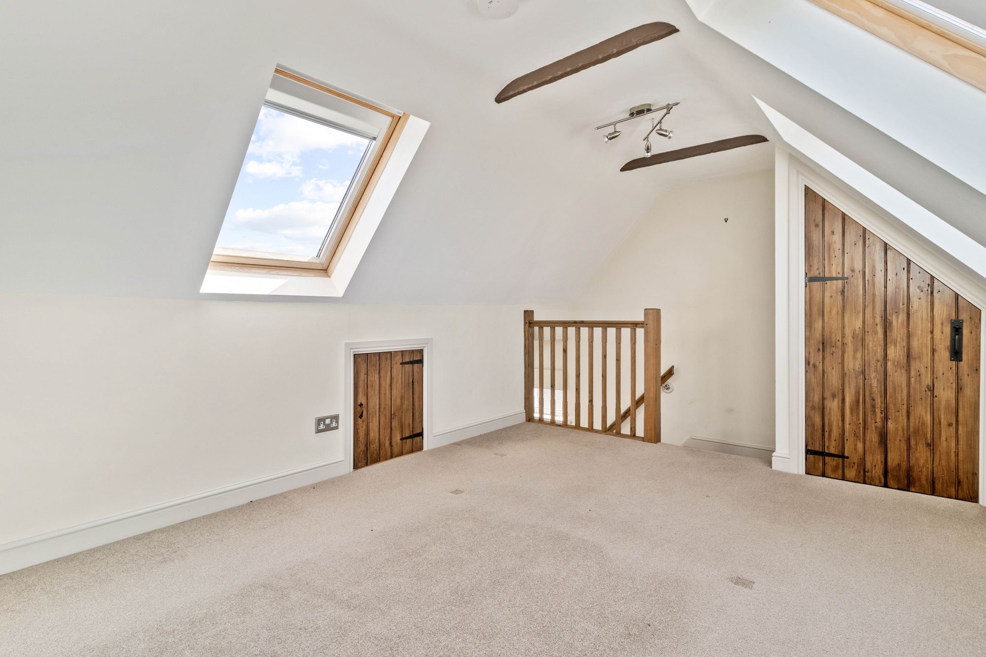 Cliff Lane, Grappenhall, WA4