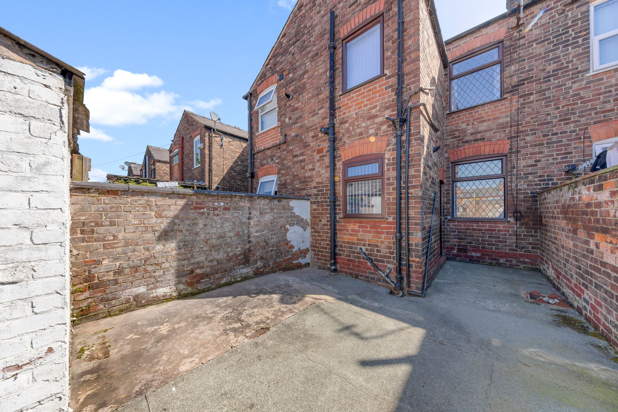 Pinewood Avenue, Warrington, WA1