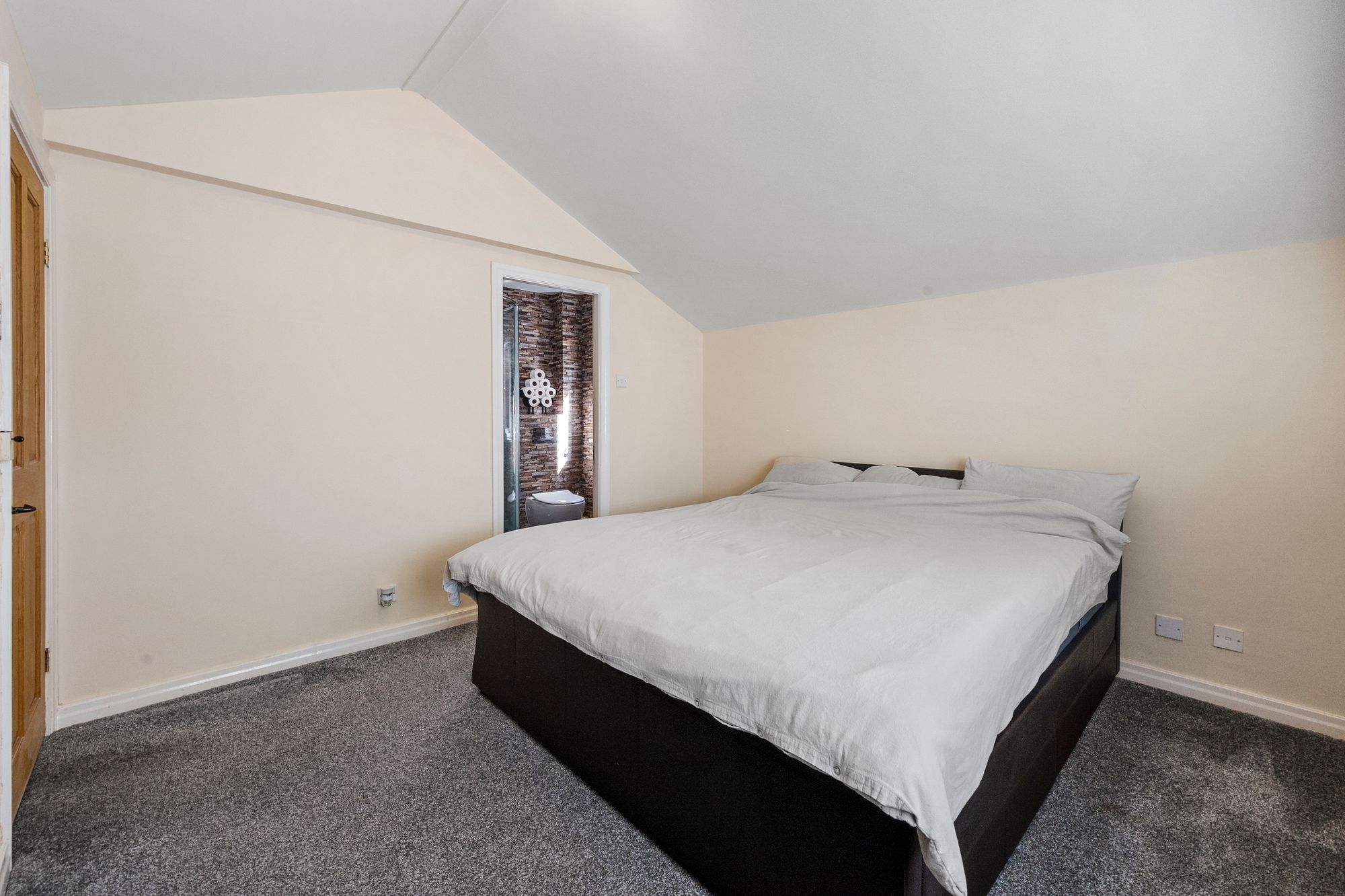 Clough House Drive, Leigh, WN7