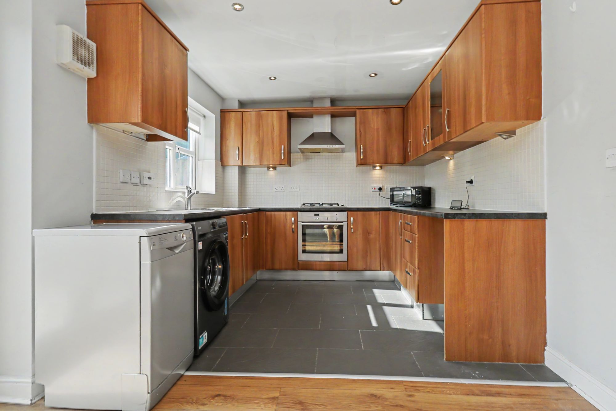 Lowther Crescent, St. Helens, WA10